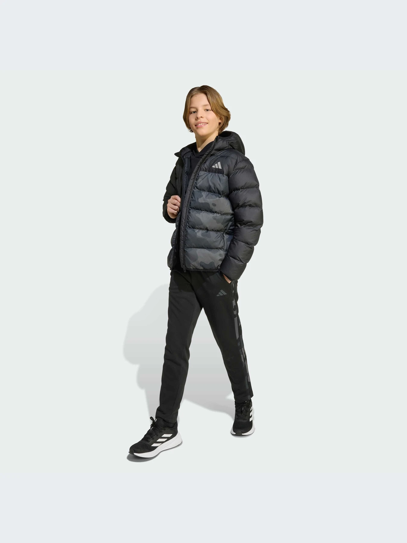 Куртки и дубленки Adidas модель JL7399-KZ Куртки и дубленки Adidas модель JL7399-KZ Фото
