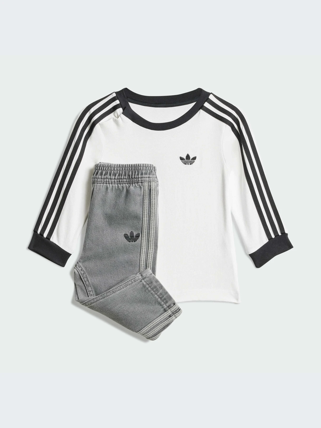 Костюмы Adidas Adicolor модель JW5312-KZ Костюмы Adidas Adicolor модель JW5312-KZ Фото