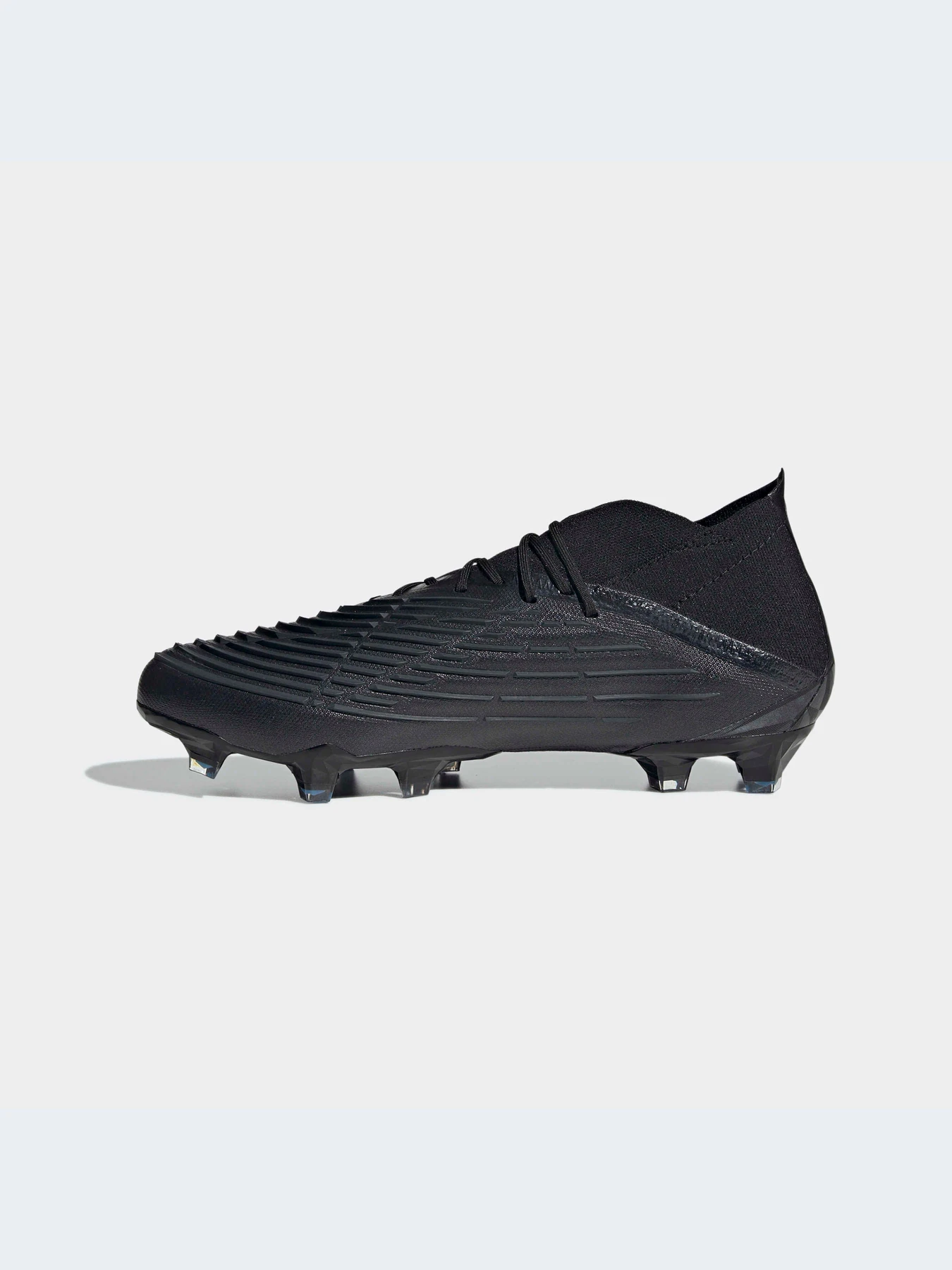 Кроссовки Adidas Predator модель H02935-KZ Кроссовки Adidas Predator модель H02935-KZ Фото