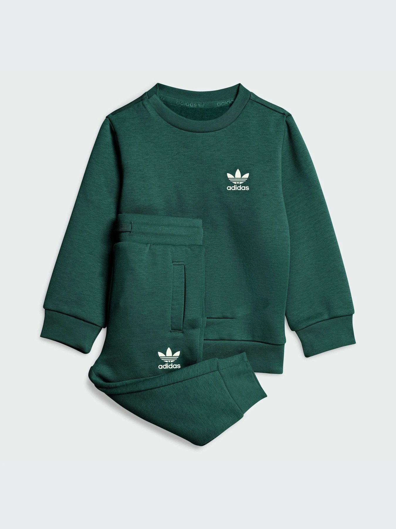 Костюмы Adidas модель KW1878-KZ Костюмы Adidas модель KW1878-KZ Фото