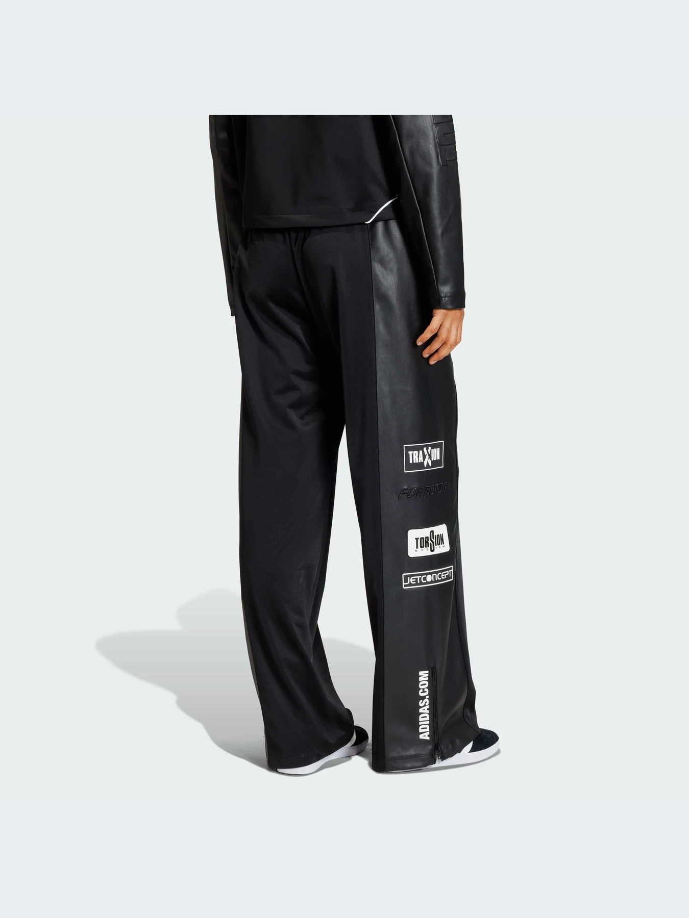 Брюки Adidas модель KH1986-KZ Брюки Adidas модель KH1986-KZ Фото