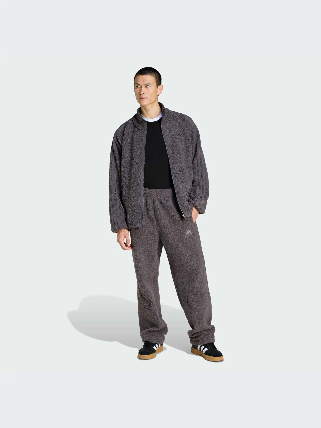 Брюки Adidas модель KR7613-KZ Брюки Adidas модель KR7613-KZ Фото