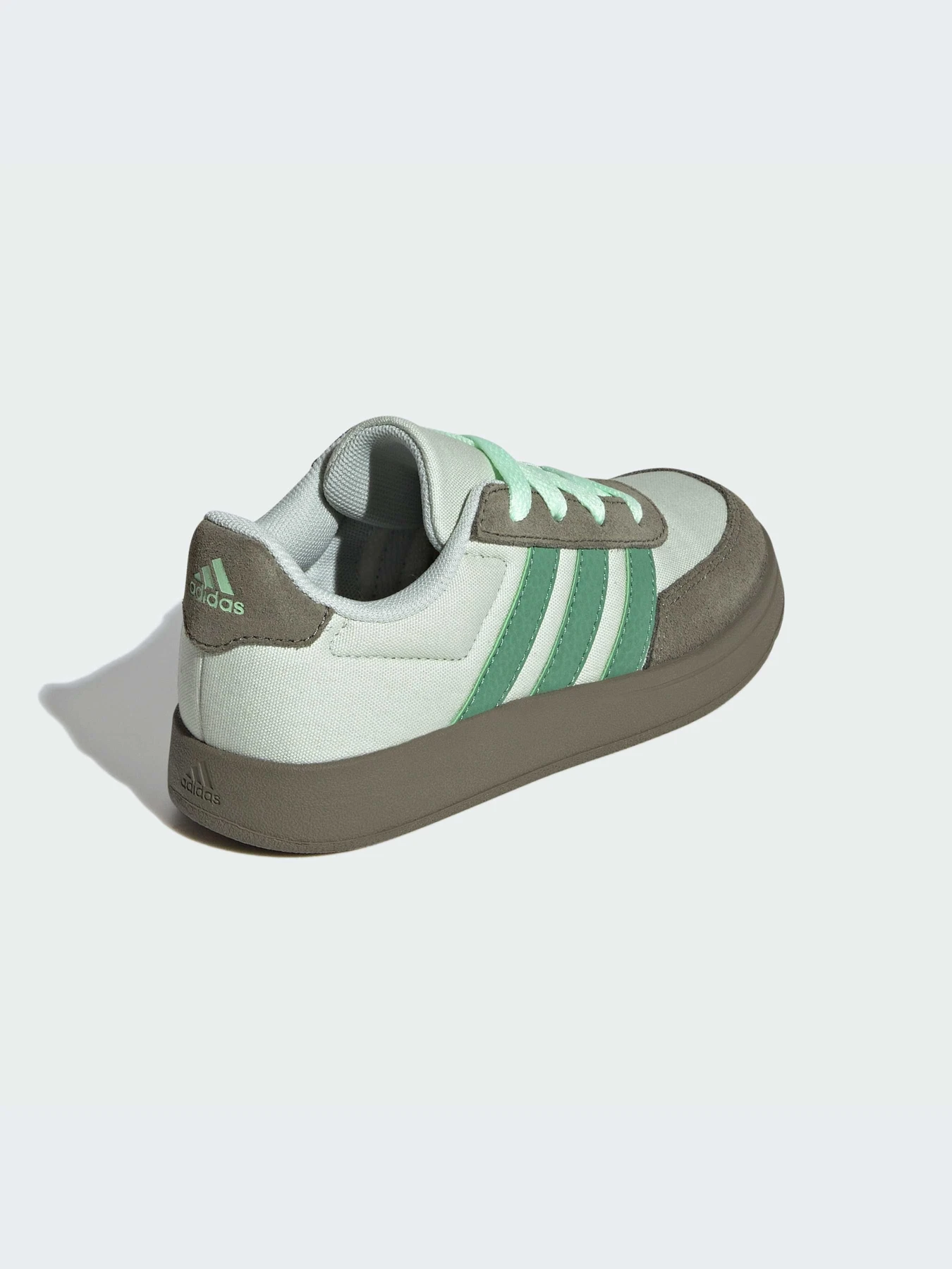 Кроссовки Adidas модель IE5760-KZ Кроссовки Adidas модель IE5760-KZ Фото