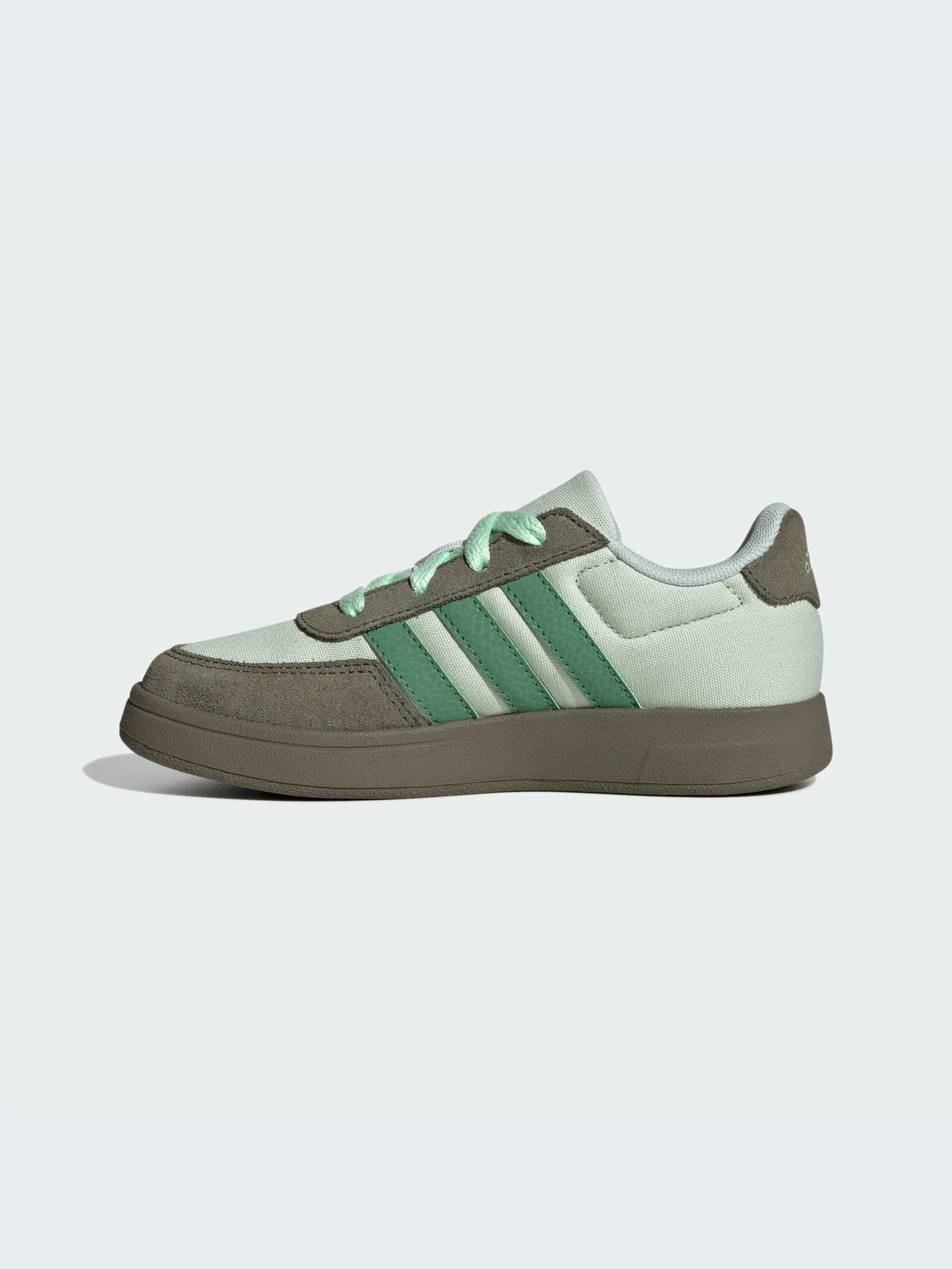 Кроссовки Adidas модель IE5760-KZ Кроссовки Adidas модель IE5760-KZ Фото