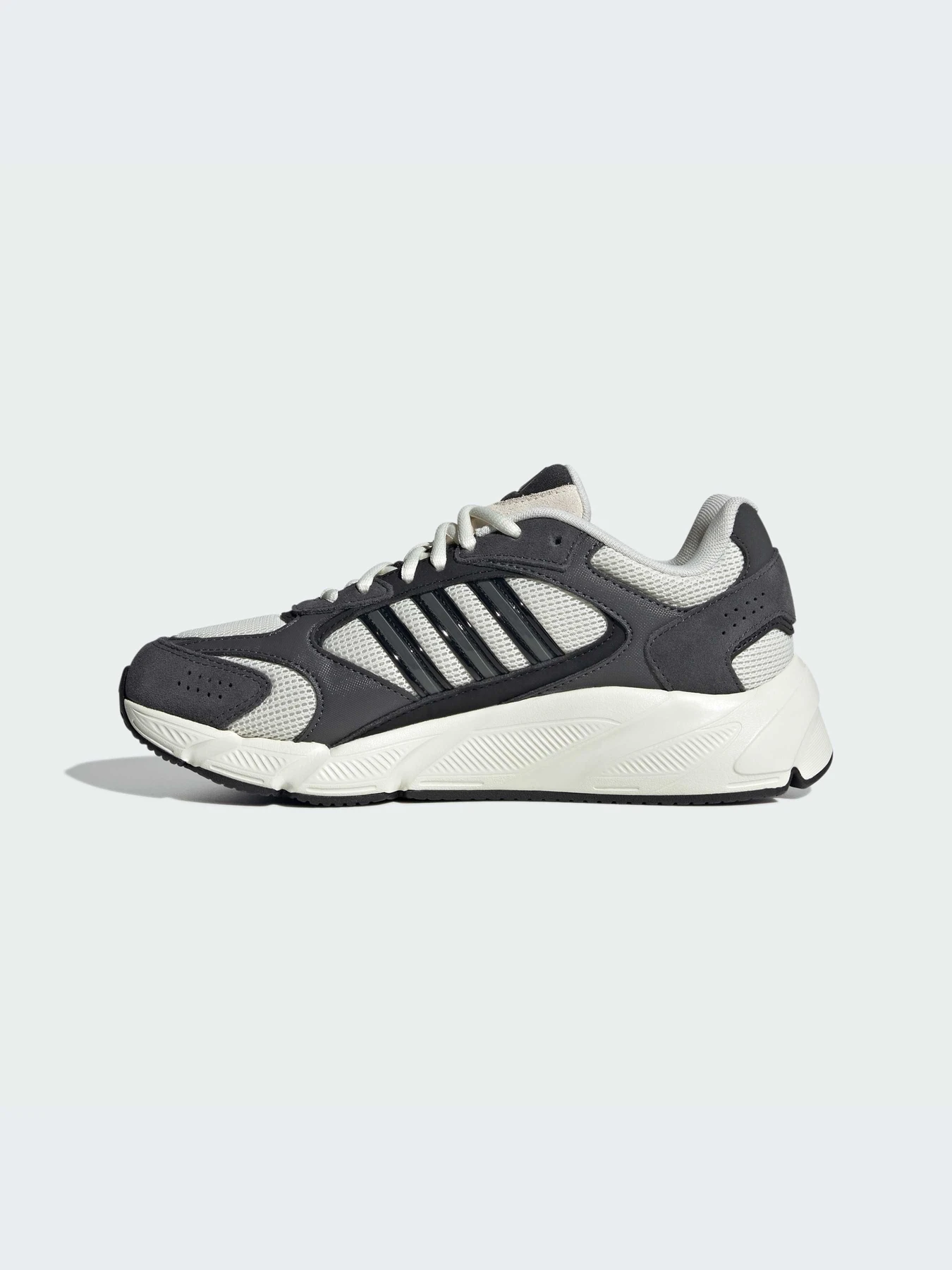 Кроссовки Adidas модель JR0755-KZ Кроссовки Adidas модель JR0755-KZ Фото