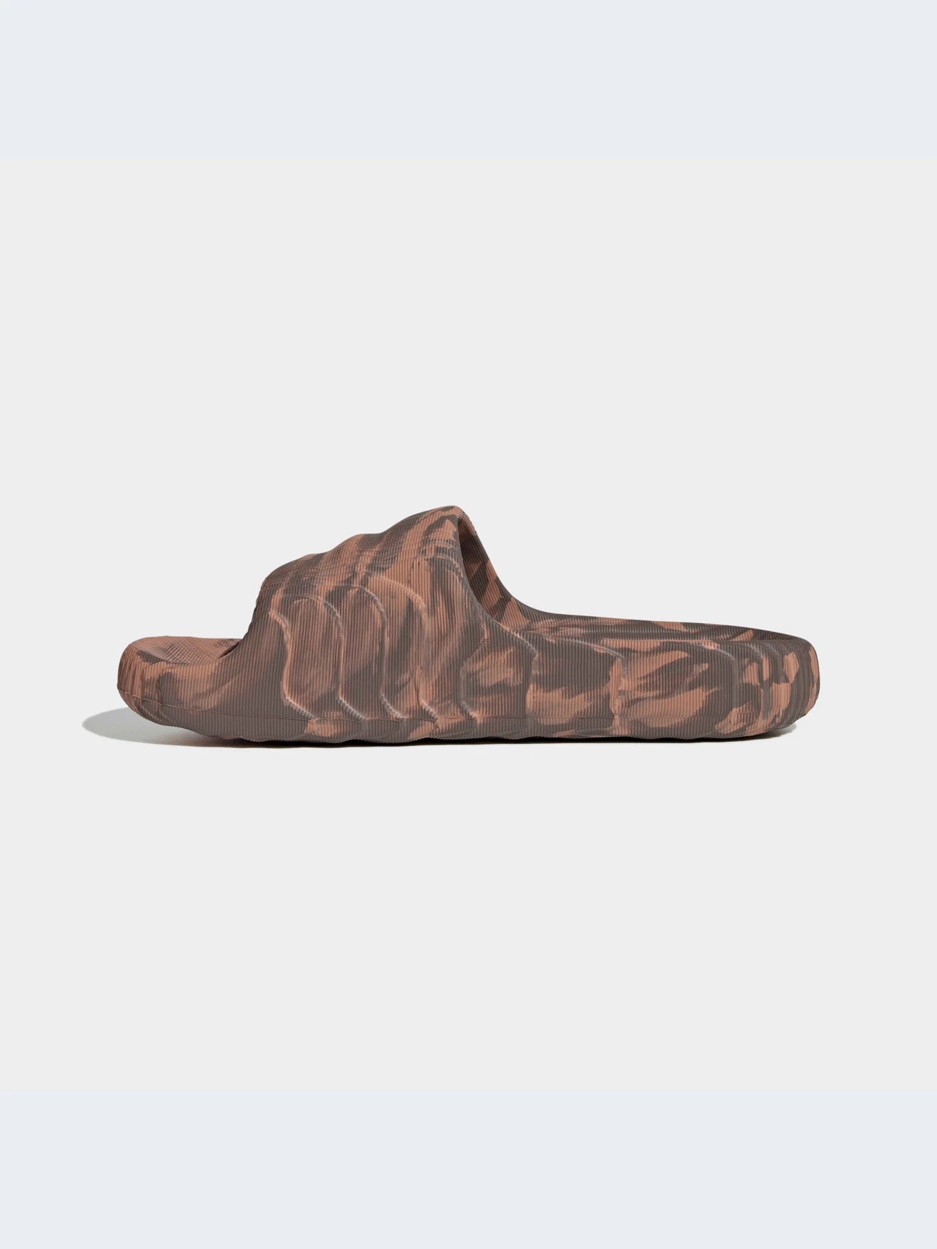 Шлёпанцы Adidas Adilette модель HP6518-KZ Шлёпанцы Adidas Adilette модель HP6518-KZ Фото