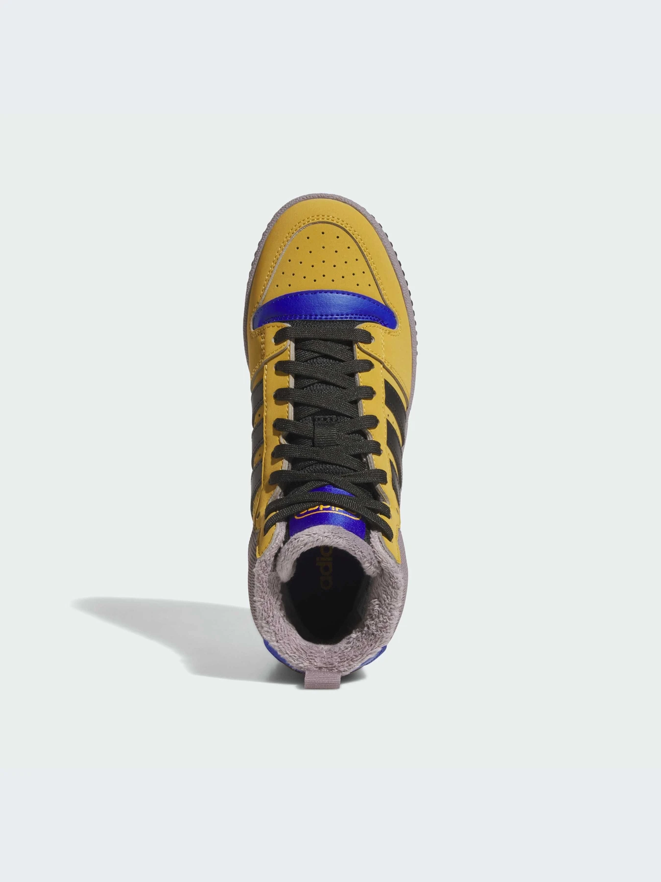 Кроссовки Adidas модель JQ0140-KZ Кроссовки Adidas модель JQ0140-KZ Фото