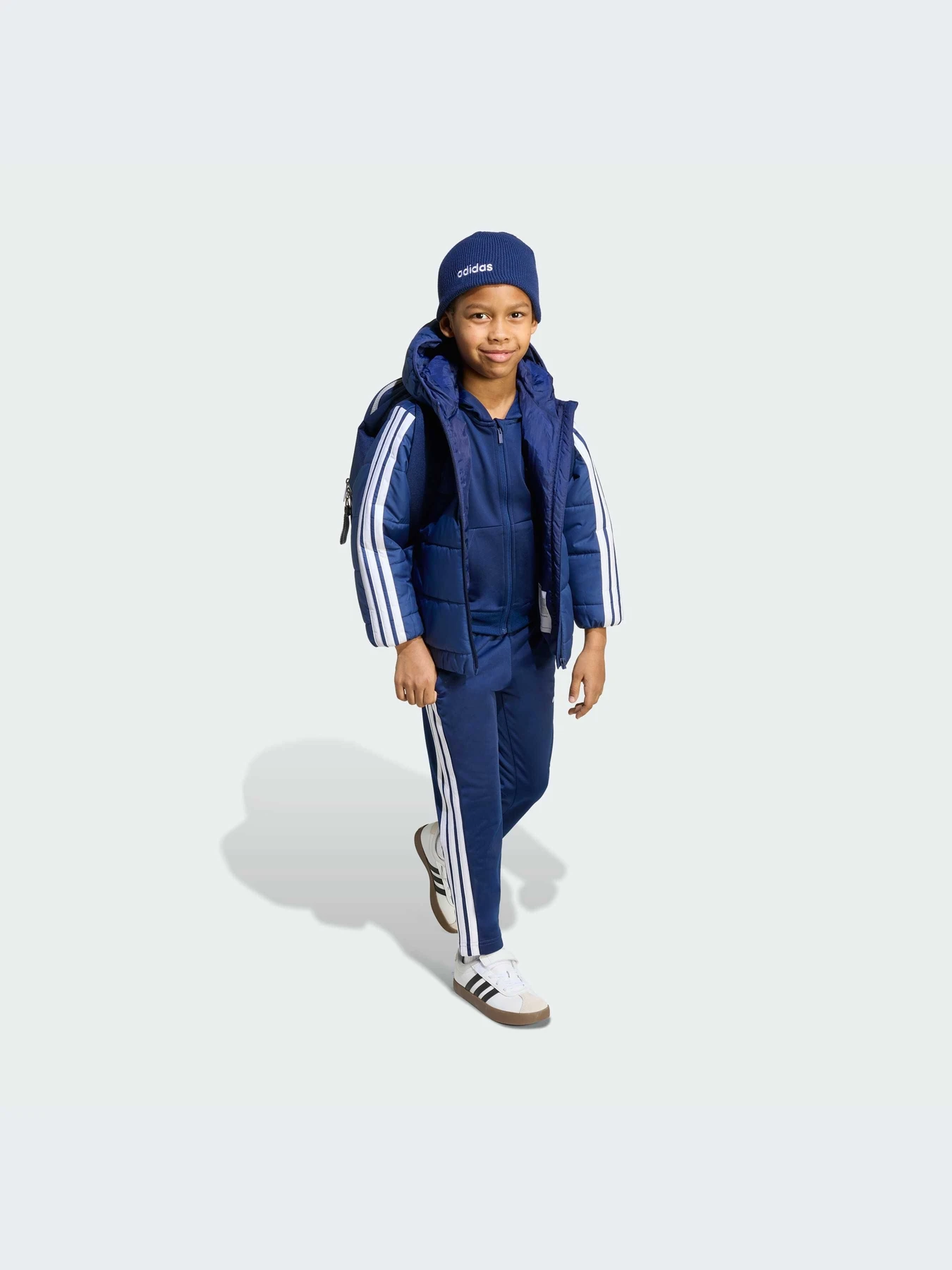 Куртки и дубленки Adidas модель JL9048-KZ Куртки и дубленки Adidas модель JL9048-KZ Фото