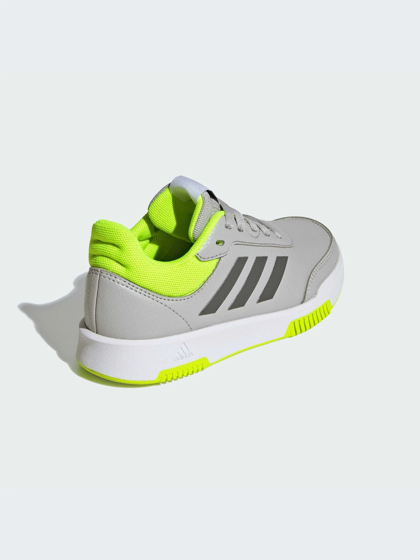 Кроссовки Adidas модель IF8668-KZ Кроссовки Adidas модель IF8668-KZ Фото