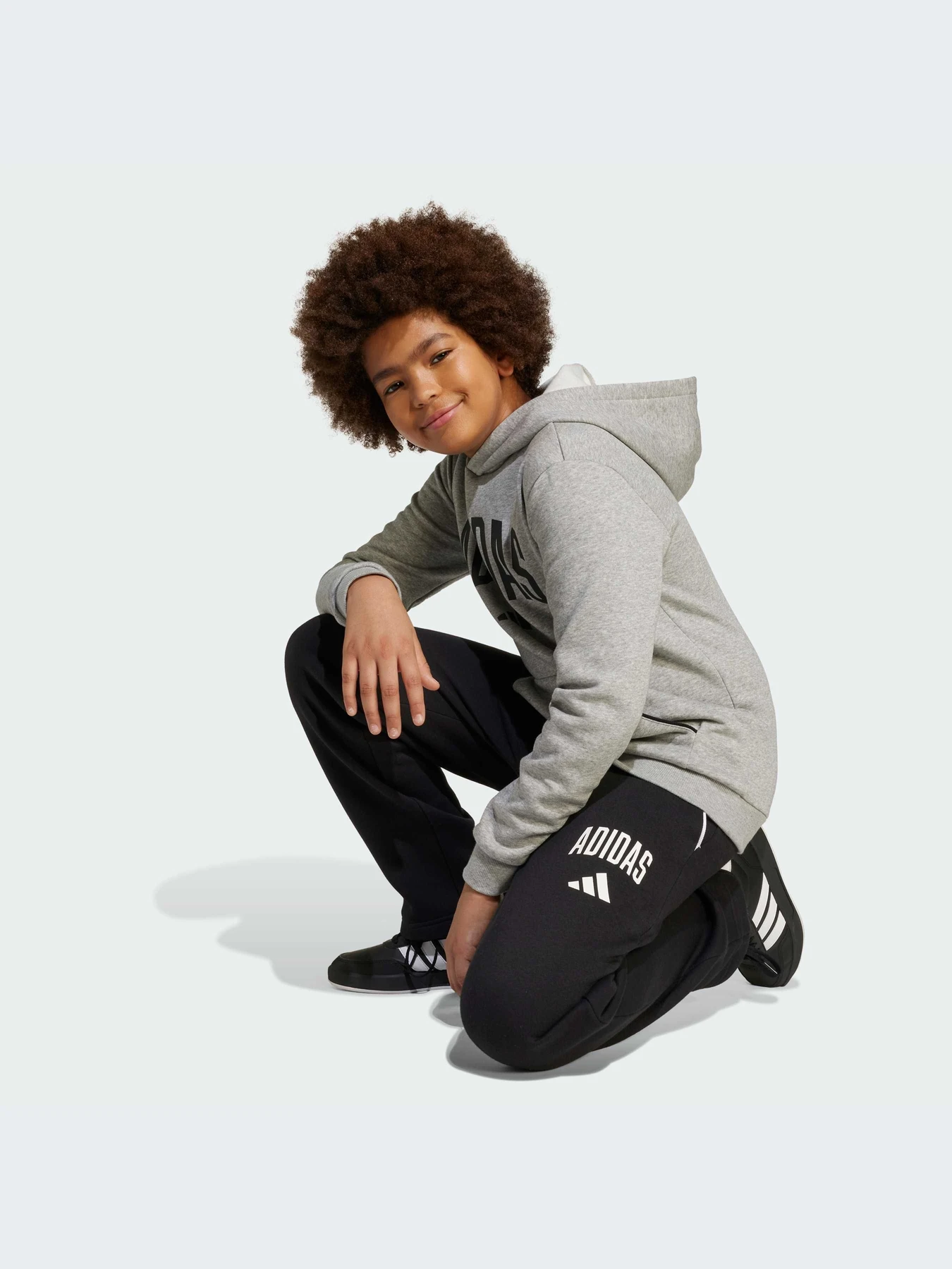 Брюки Adidas модель JM1538-KZ Брюки Adidas модель JM1538-KZ Фото