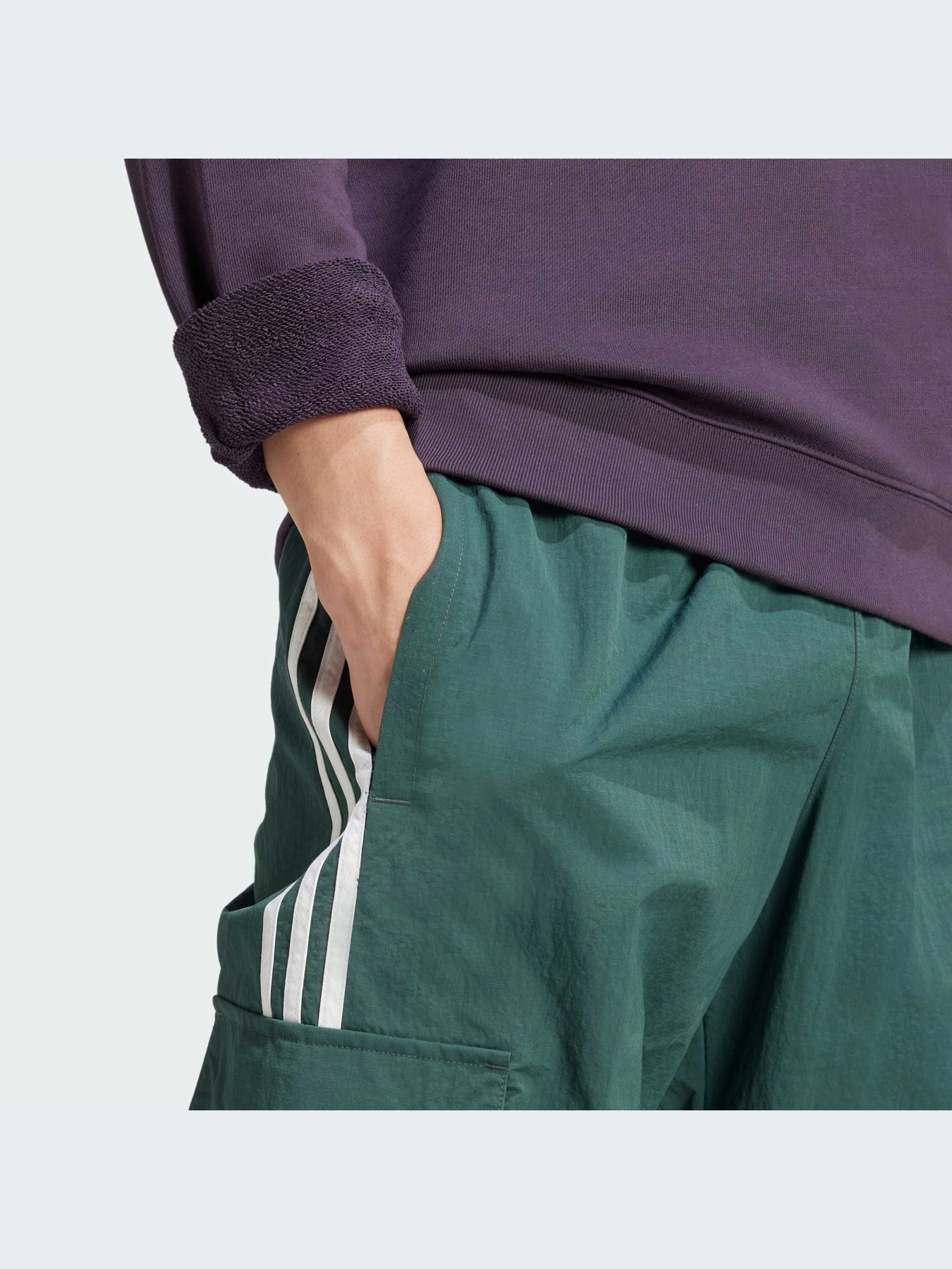 Худи и свитшоты Adidas Adicolor модель IZ2358-KZ Худи и свитшоты Adidas Adicolor модель IZ2358-KZ Фото