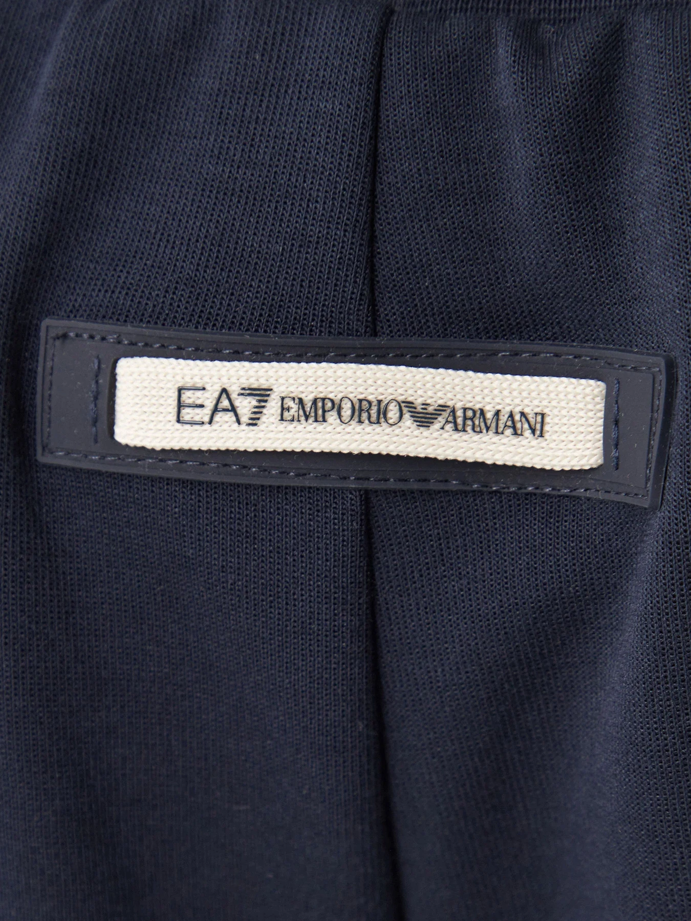 Брюки EA7 модель 7M001482-AF12660-UB102 Брюки EA7 модель 7M001482-AF12660-UB102 Фото