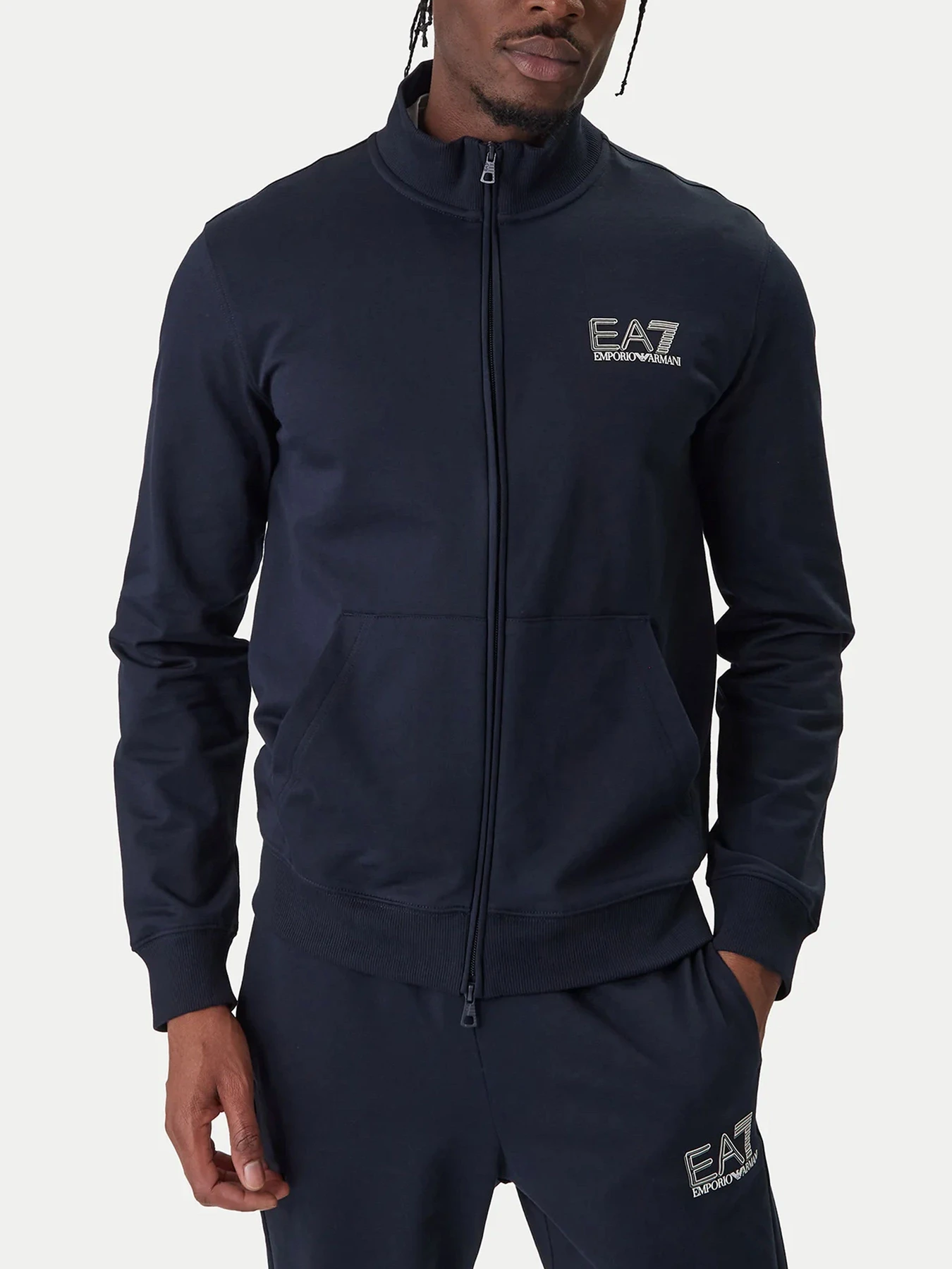 Костюмы EA7 модель 7M001318-AF13512-UB102 Костюмы EA7 модель 7M001318-AF13512-UB102 Фото