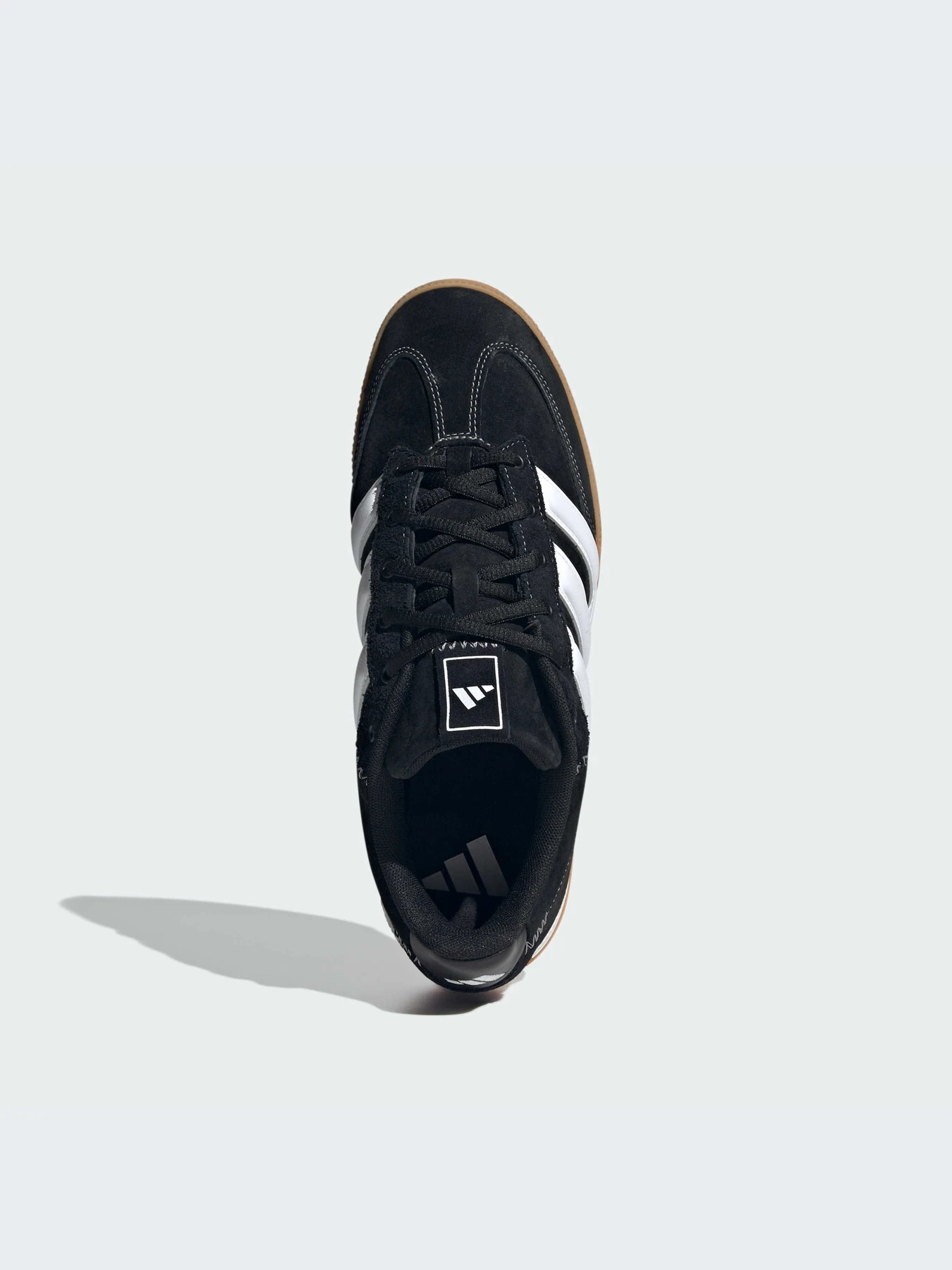 Кроссовки Adidas модель KJ3728-KZ Кроссовки Adidas модель KJ3728-KZ Фото