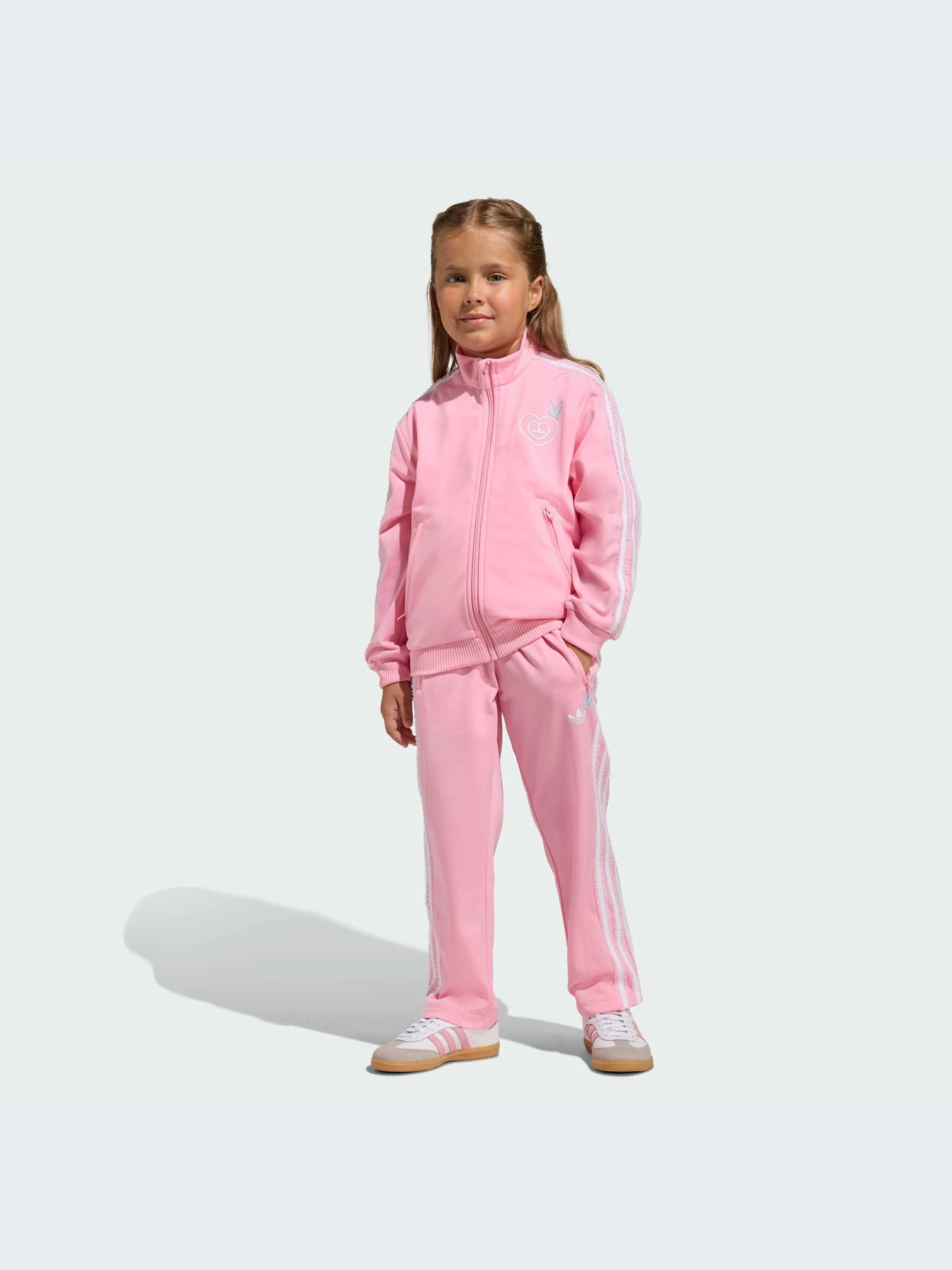 Костюмы Adidas модель KE9978-KZ Костюмы Adidas модель KE9978-KZ Фото