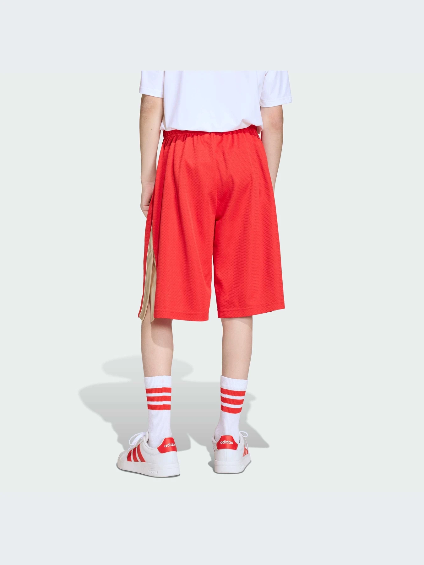 Шорты Adidas модель KD3409-KZ Шорты Adidas модель KD3409-KZ Фото