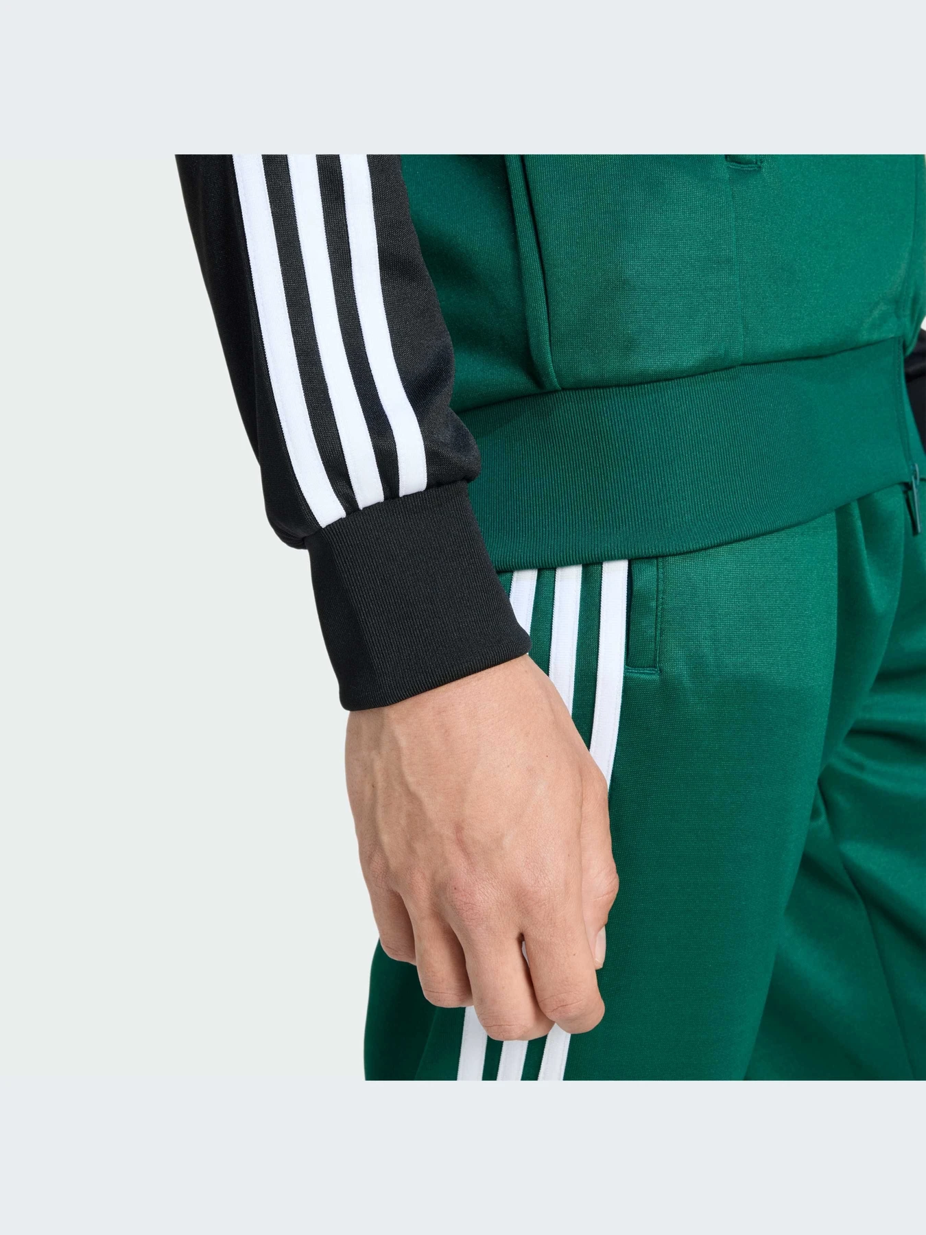 Худи и свитшоты Adidas Adicolor модель KE3509-KZ Худи и свитшоты Adidas Adicolor модель KE3509-KZ Фото