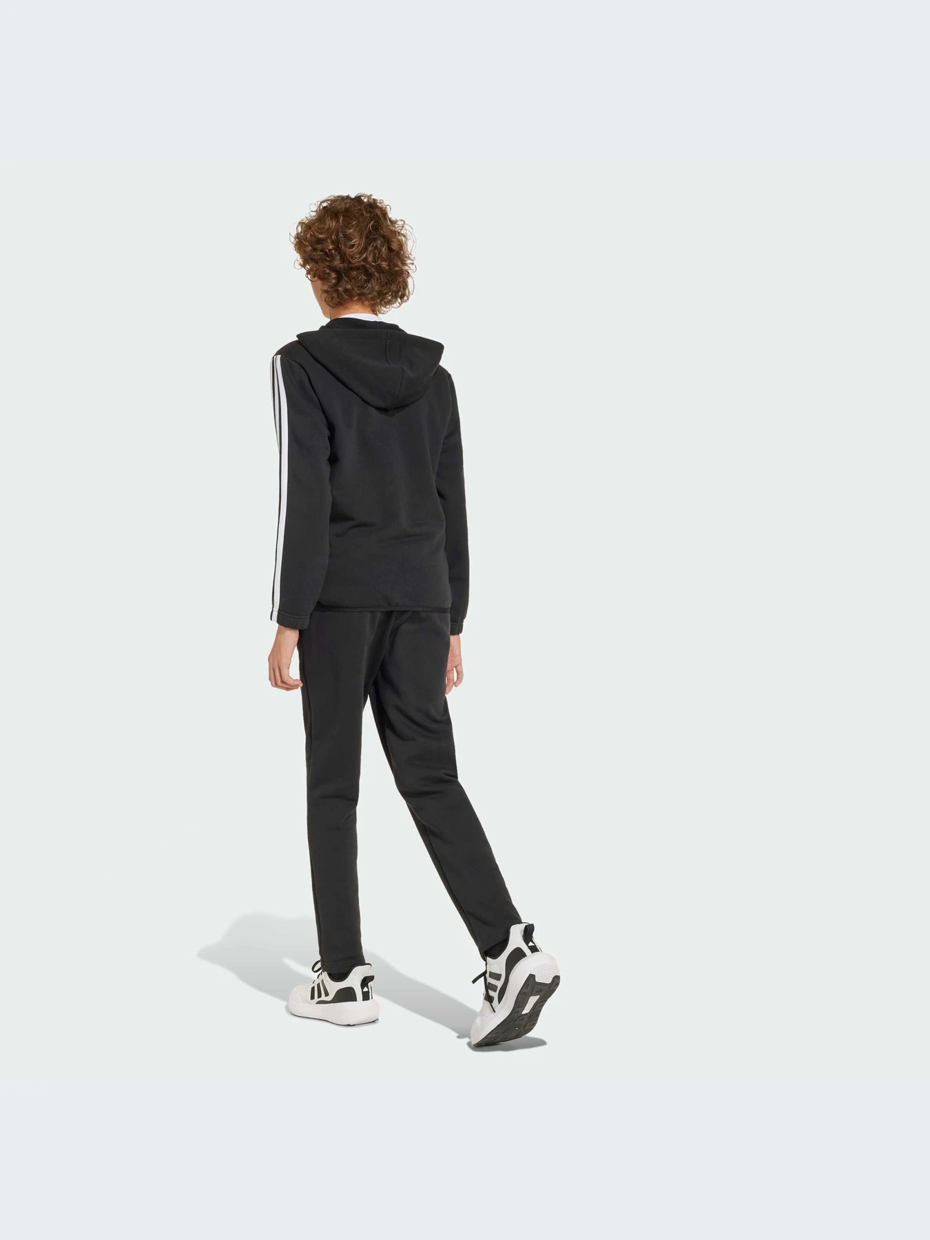 Костюмы Adidas модель JD6505-KZ Костюмы Adidas модель JD6505-KZ Фото