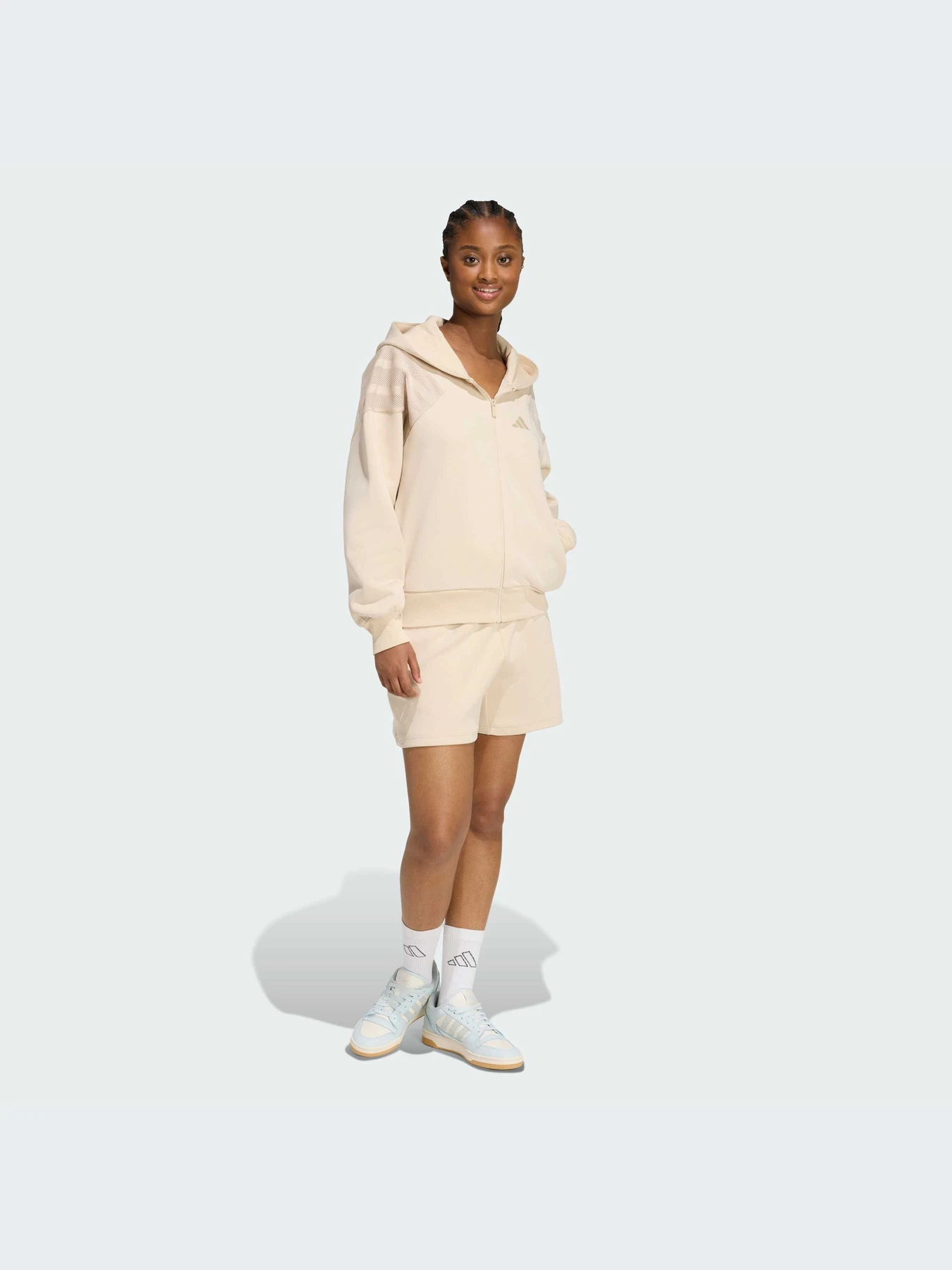 Худи и свитшоты Adidas модель KB4233-KZ Худи и свитшоты Adidas модель KB4233-KZ Фото