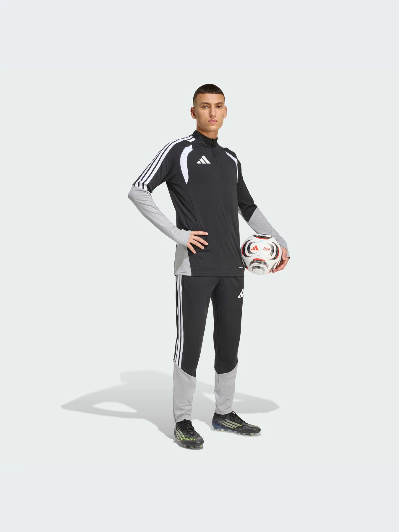 Брюки Adidas Tiro модель JX4259-KZ Брюки Adidas Tiro модель JX4259-KZ Фото