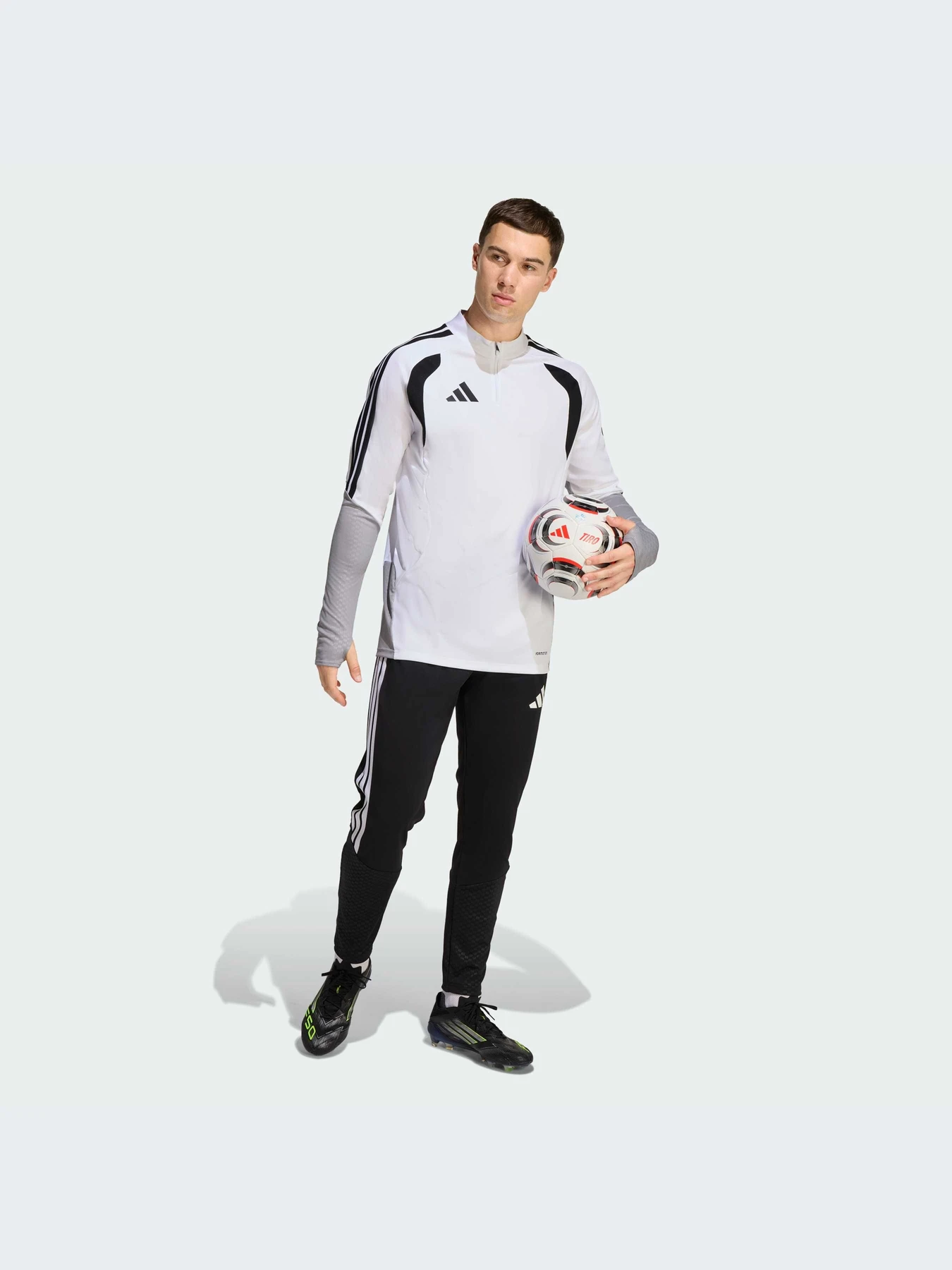 Худи и свитшоты Adidas Tiro модель JX4256-KZ Худи и свитшоты Adidas Tiro модель JX4256-KZ Фото