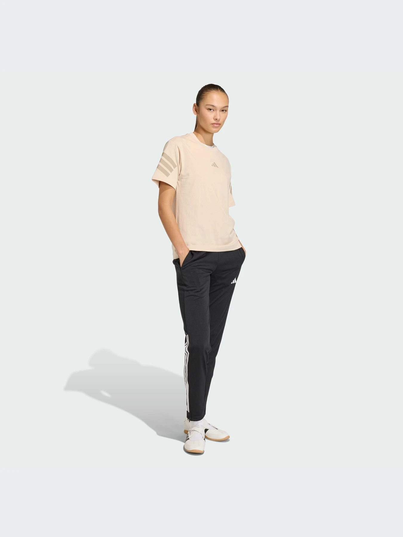Футболки и поло Adidas модель KD7682-KZ Футболки и поло Adidas модель KD7682-KZ Фото