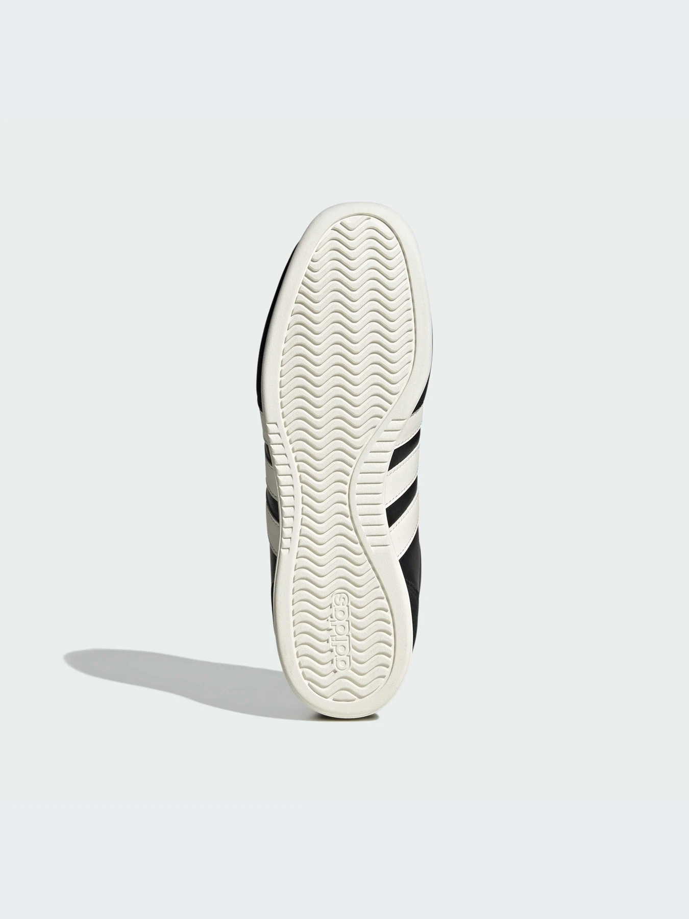 Кроссовки Adidas модель HQ7382-KZ Кроссовки Adidas модель HQ7382-KZ Фото