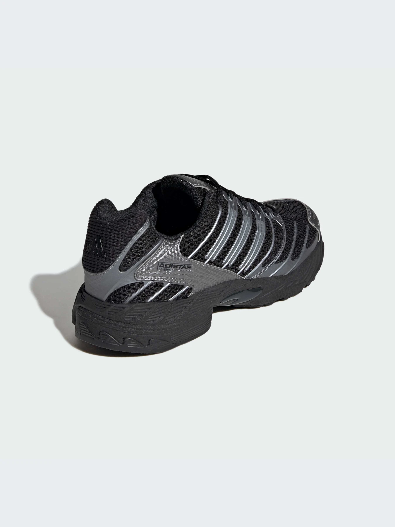 Кроссовки Adidas модель HQ2665-KZ Кроссовки Adidas модель HQ2665-KZ Фото
