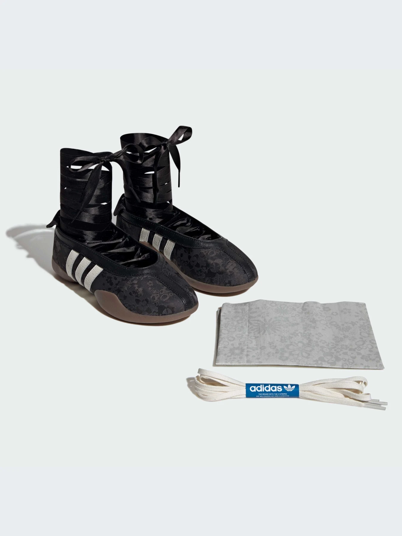 Кроссовки Adidas модель IH6916-KZ Кроссовки Adidas модель IH6916-KZ Фото