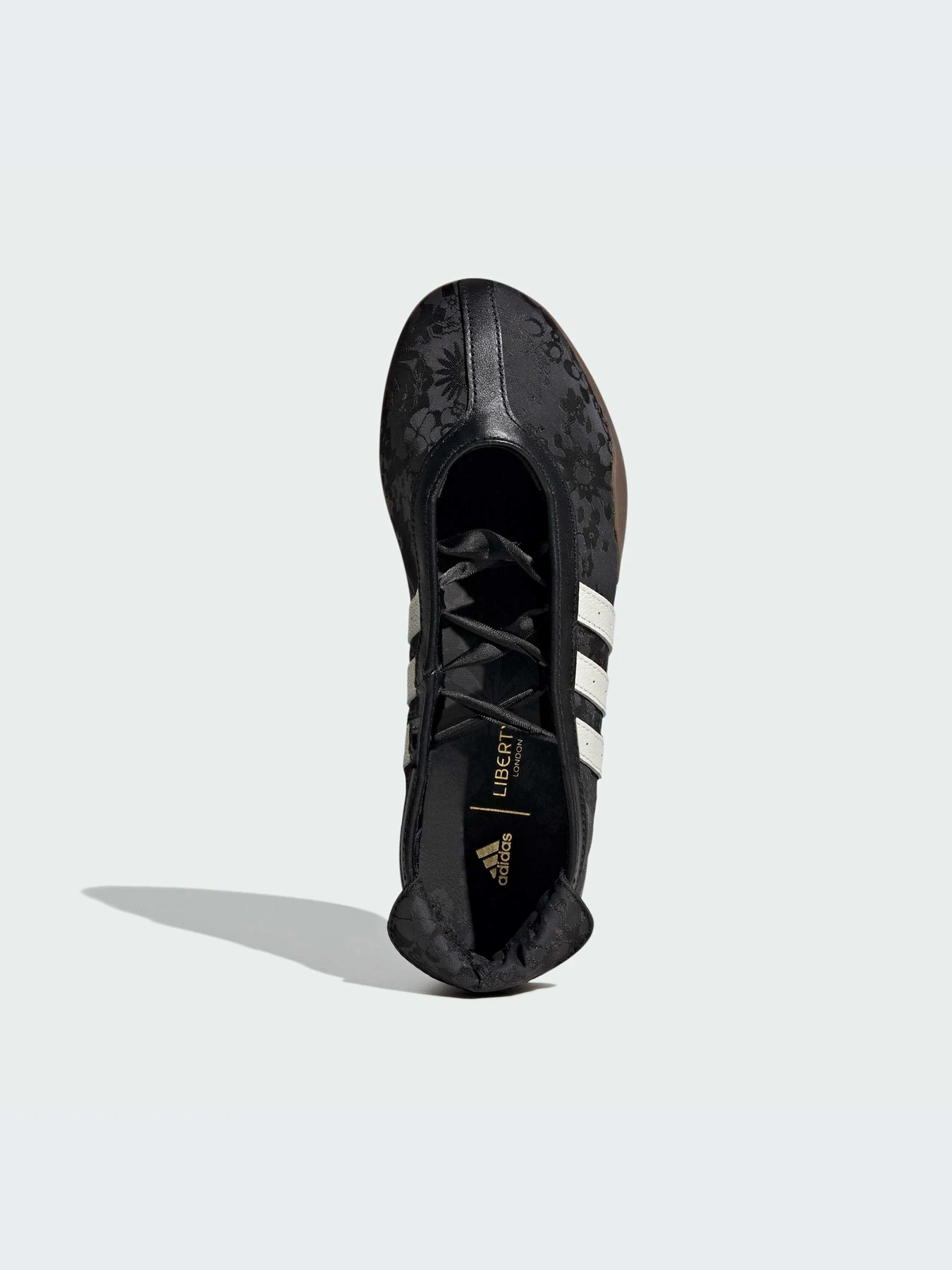 Кроссовки Adidas модель IH6916-KZ Кроссовки Adidas модель IH6916-KZ Фото