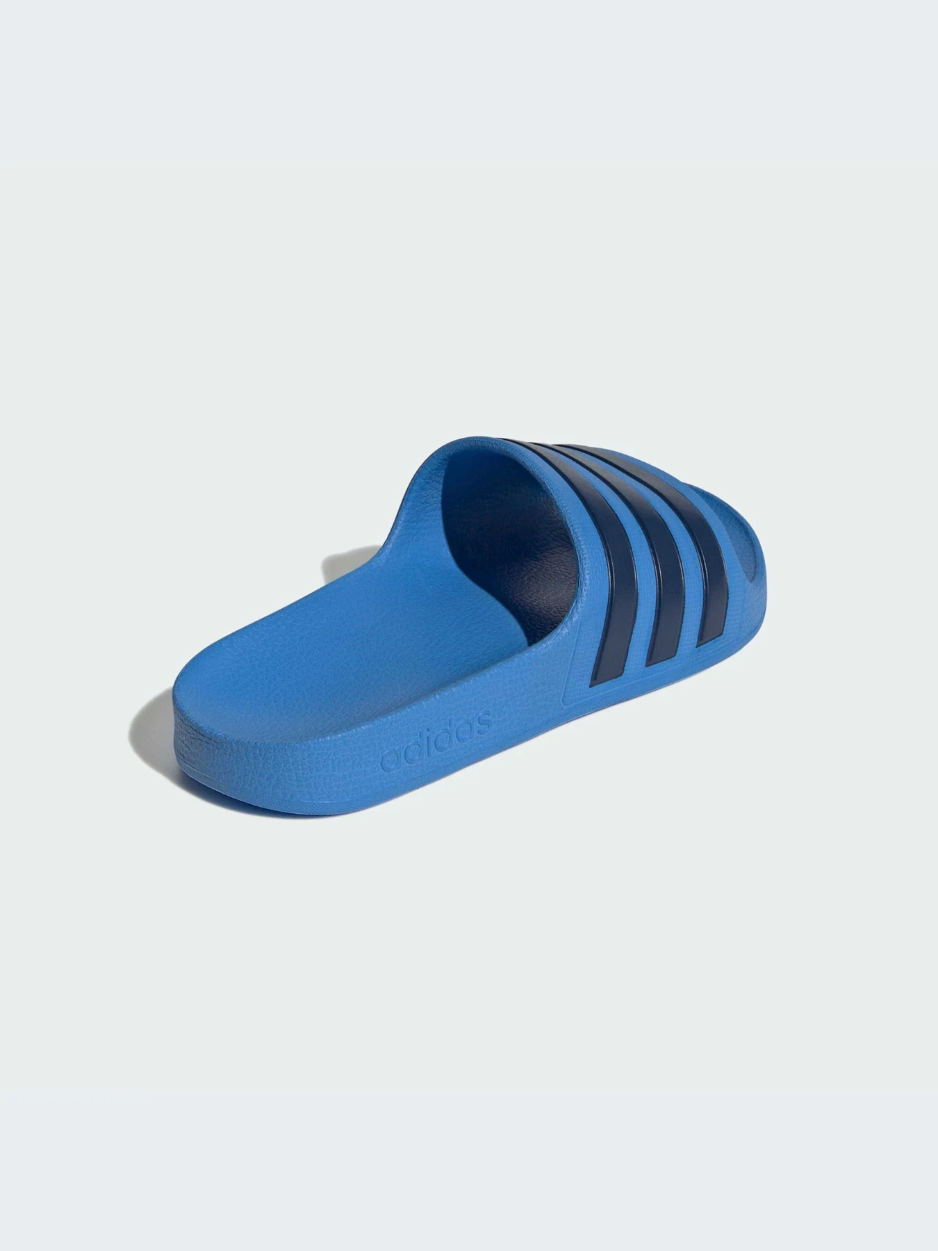 Шлёпанцы Adidas Adilette модель JS2495-KZ Шлёпанцы Adidas Adilette модель JS2495-KZ Фото