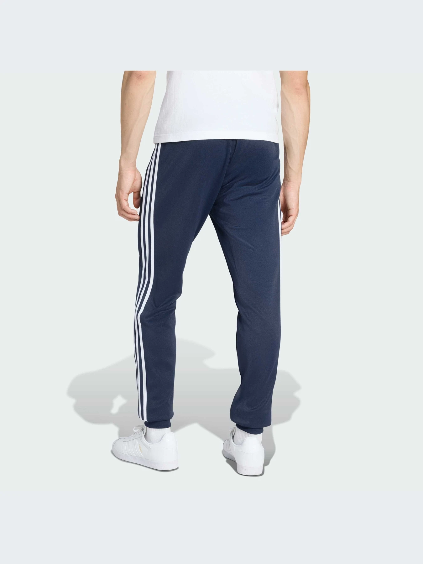 Брюки Adidas Adicolor модель KE3516-KZ Брюки Adidas Adicolor модель KE3516-KZ Фото