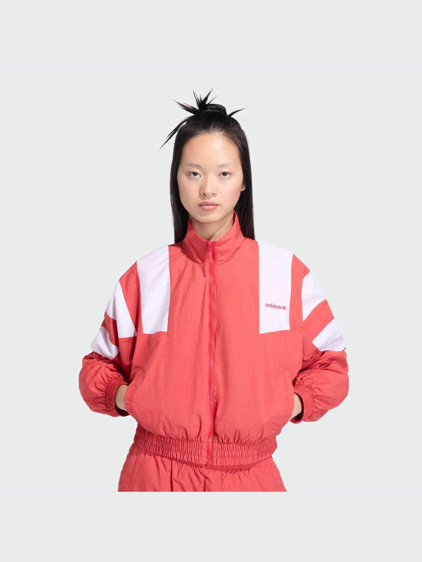 Худи и свитшоты Adidas модель KD8788-KZ Худи и свитшоты Adidas модель KD8788-KZ Фото