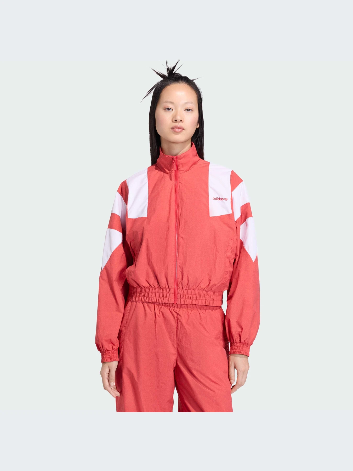Худи и свитшоты Adidas модель KD8788-KZ Худи и свитшоты Adidas модель KD8788-KZ Фото