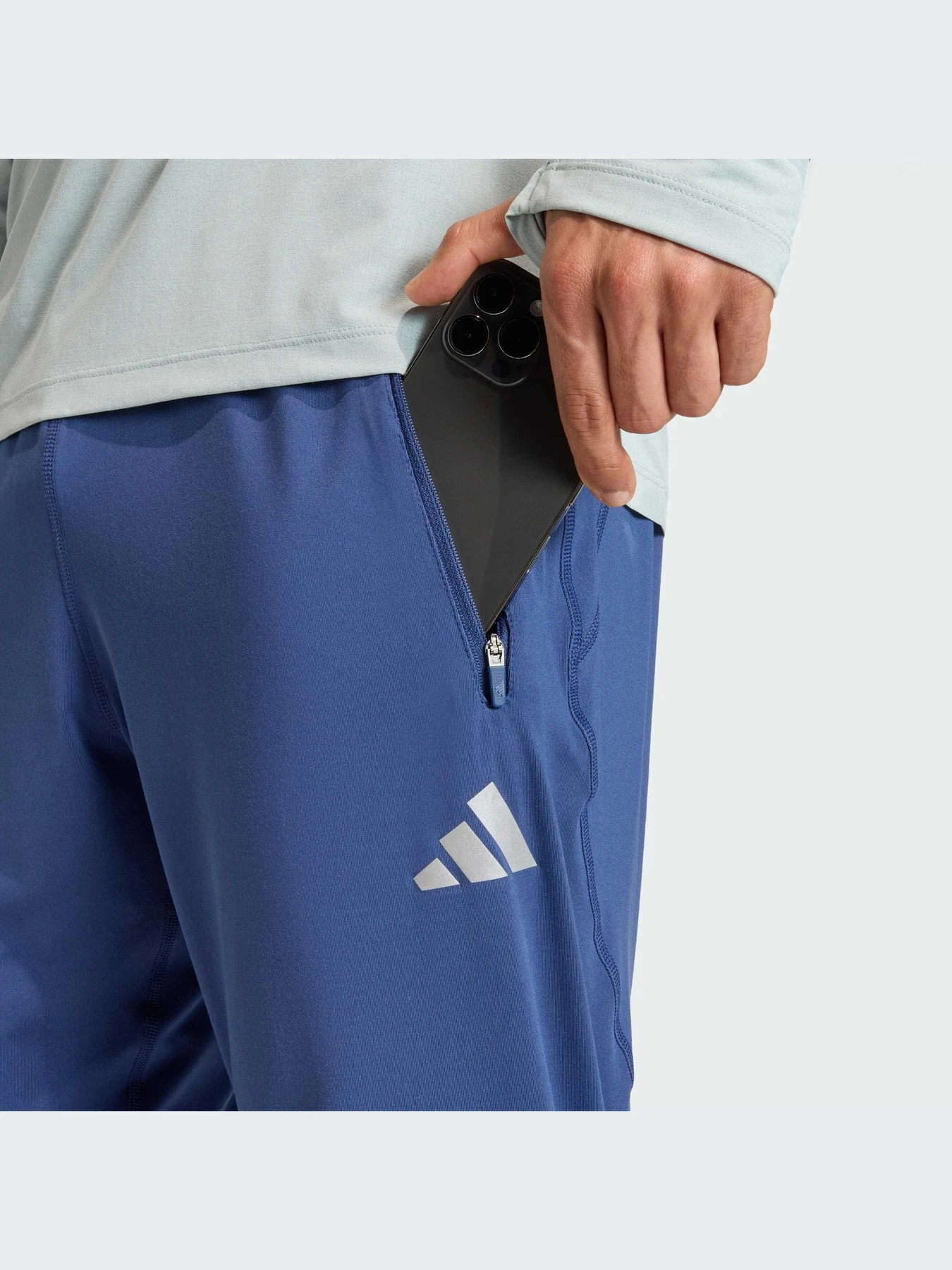 Брюки Adidas модель KE6741-KZ Брюки Adidas модель KE6741-KZ Фото