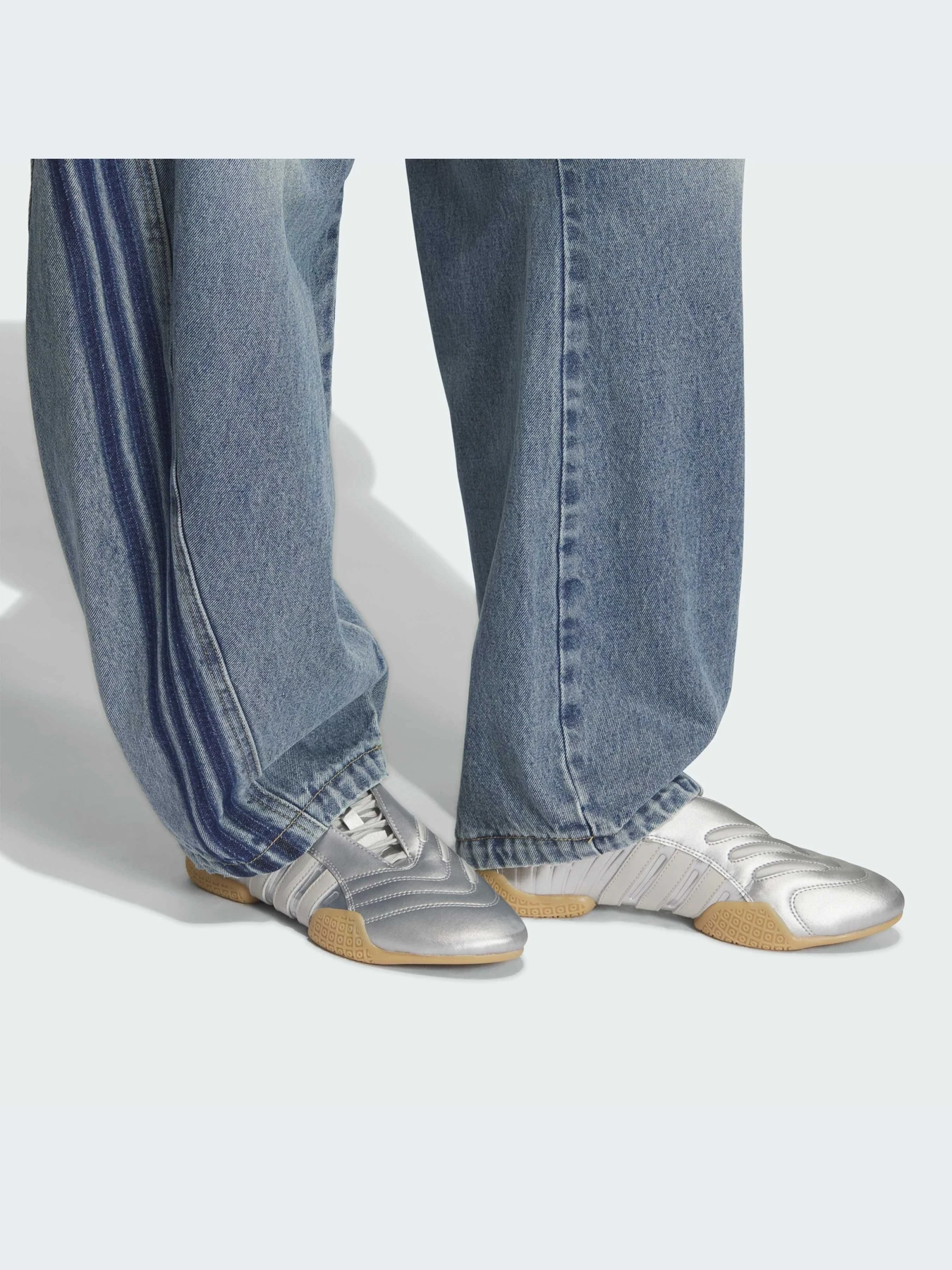 Джинсы Adidas модель KR2628-KZ Фото