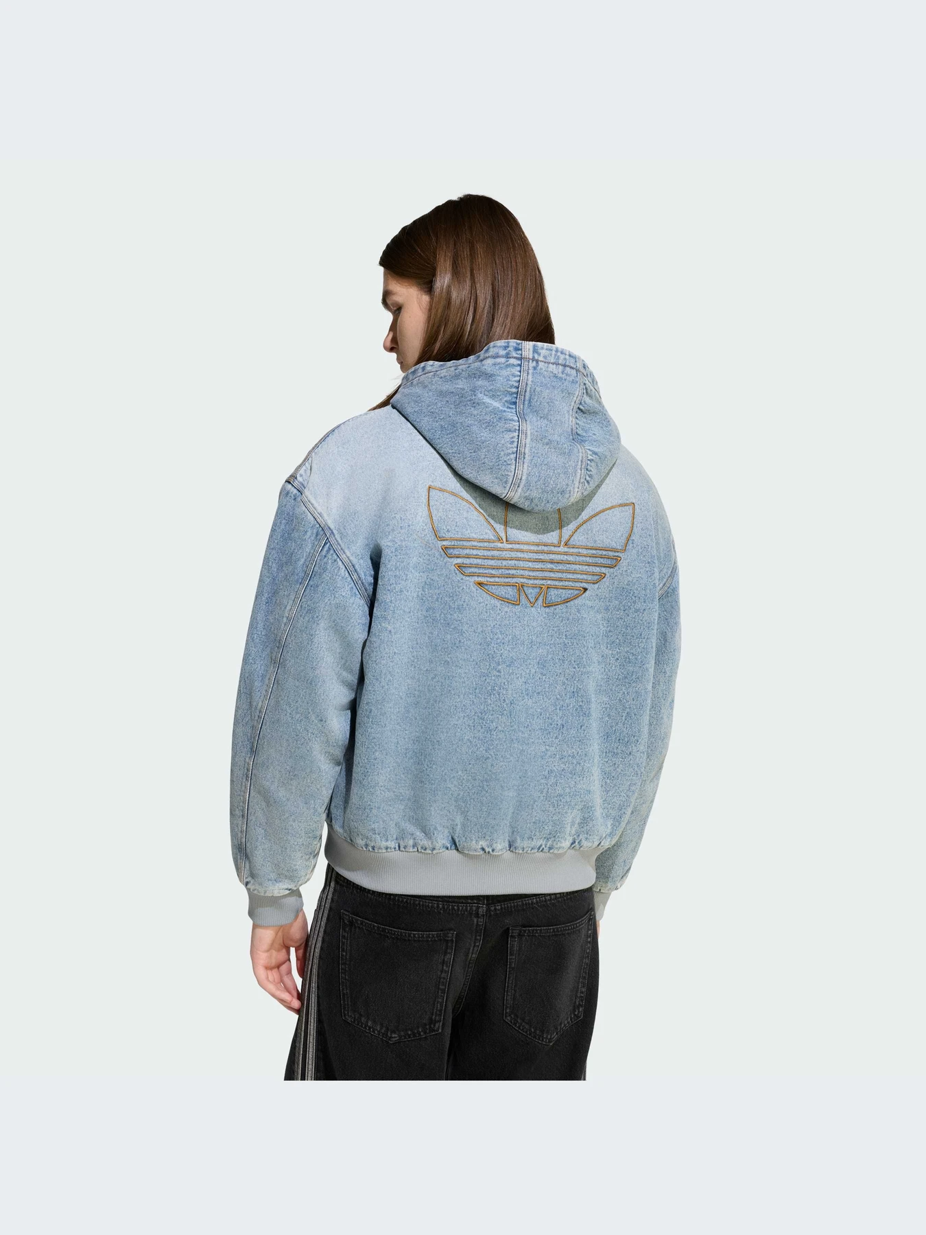 Худи и свитшоты Adidas модель KE0131-KZ Худи и свитшоты Adidas модель KE0131-KZ Фото