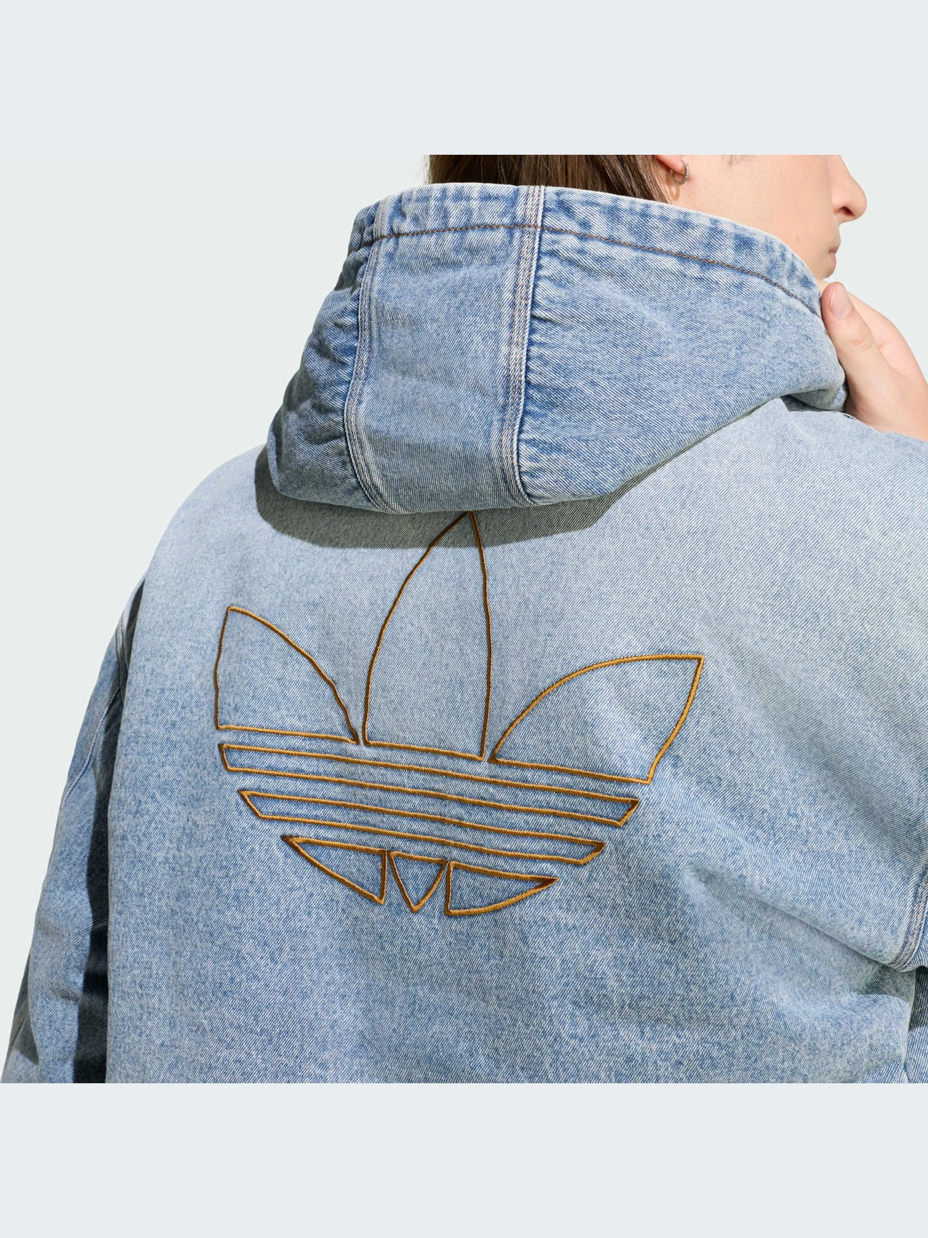 Худи и свитшоты Adidas модель KE0131-KZ Худи и свитшоты Adidas модель KE0131-KZ Фото
