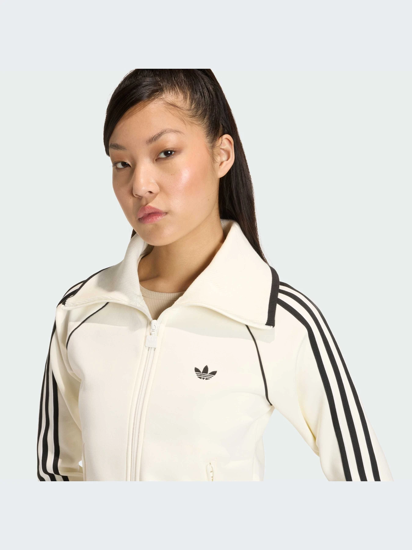 Худи и свитшоты Adidas модель KD2965-KZ Худи и свитшоты Adidas модель KD2965-KZ Фото
