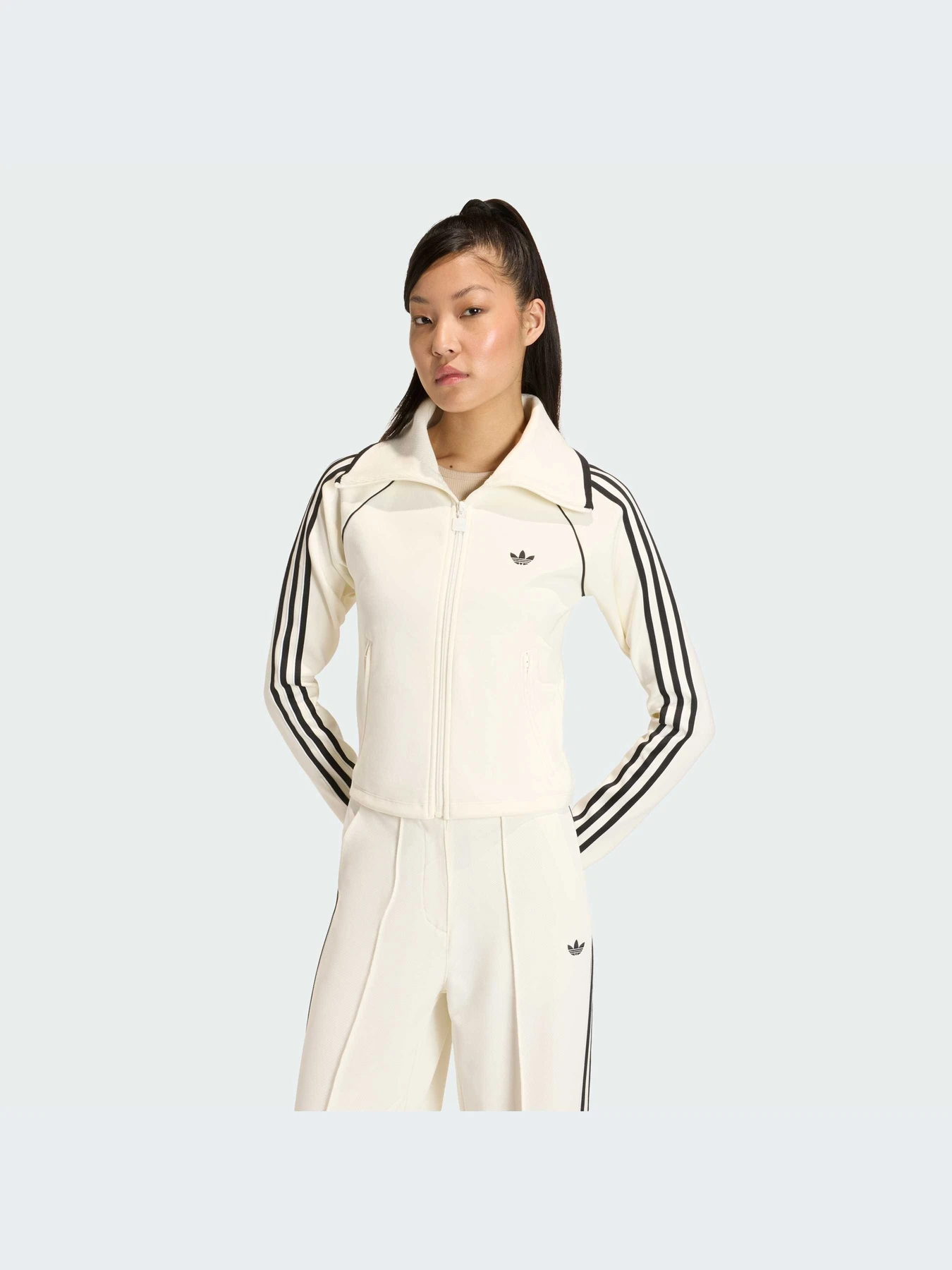Худи и свитшоты Adidas модель KD2965-KZ Худи и свитшоты Adidas модель KD2965-KZ Фото