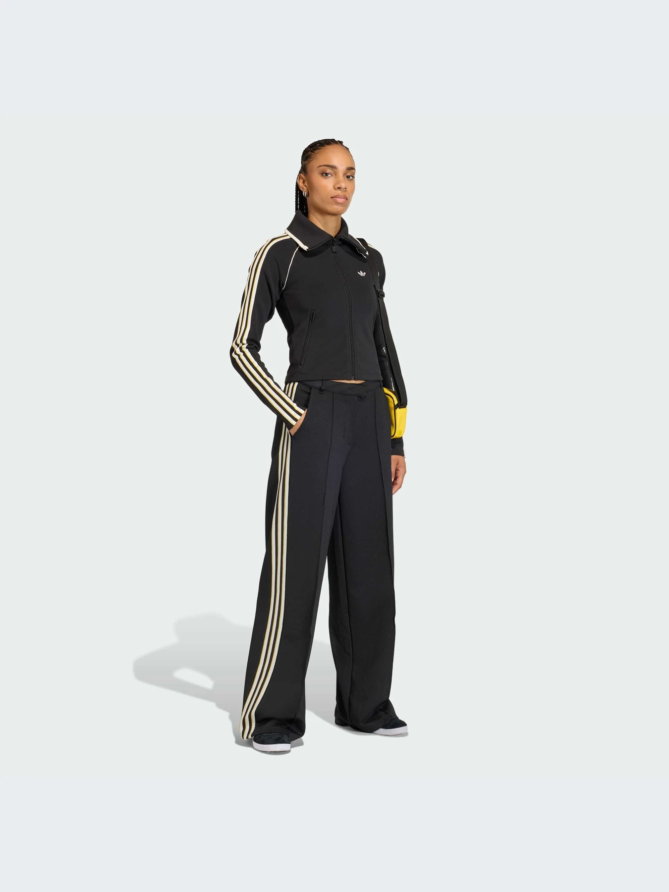 Брюки Adidas модель KD2963-KZ Брюки Adidas модель KD2963-KZ Фото
