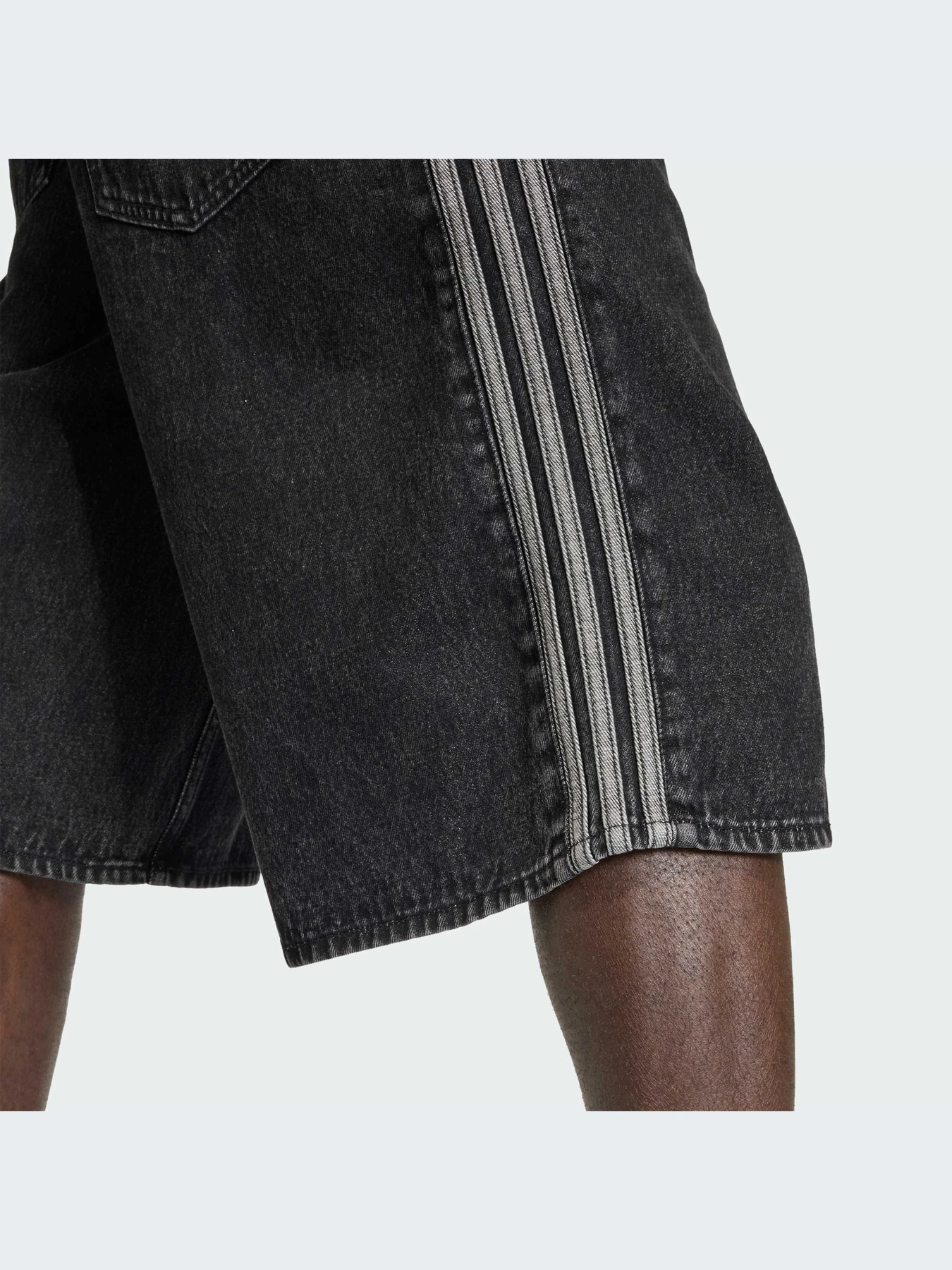 Шорты Adidas модель KD1498-KZ Шорты Adidas модель KD1498-KZ Фото