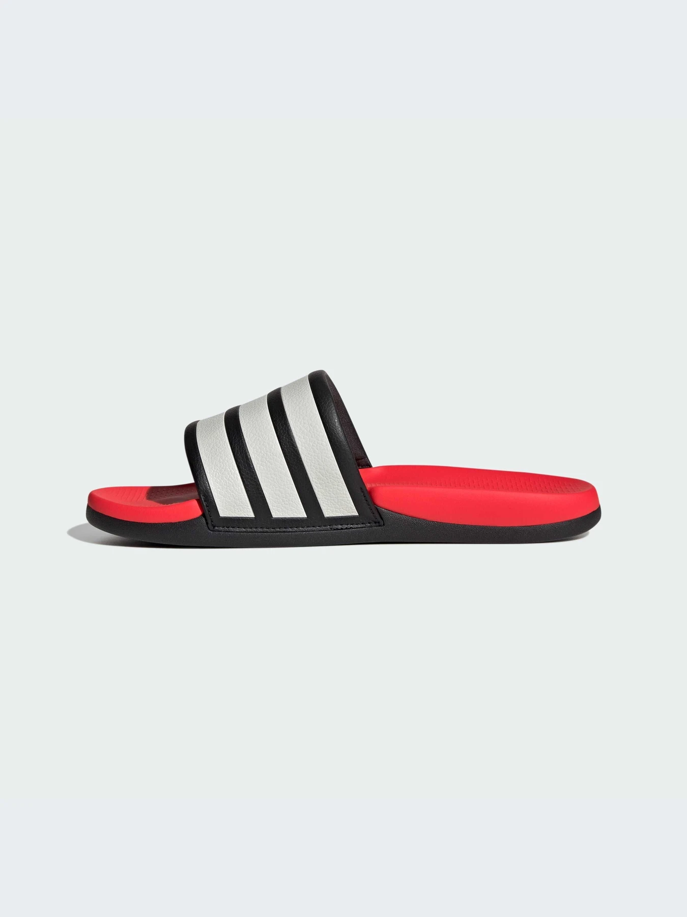 Шлёпанцы Adidas Adilette модель HQ2472-KZ Шлёпанцы Adidas Adilette модель HQ2472-KZ Фото