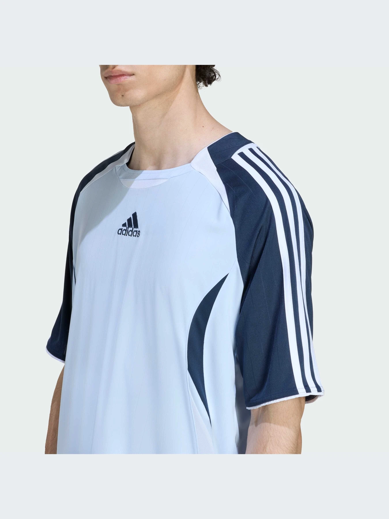 Футболки и поло Adidas Adicolor модель KD5849-KZ Футболки и поло Adidas Adicolor модель KD5849-KZ Фото