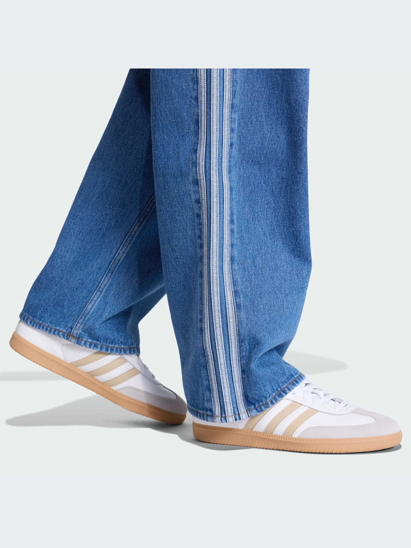 Джинсы Adidas модель KD1499-KZ Джинсы Adidas модель KD1499-KZ Фото