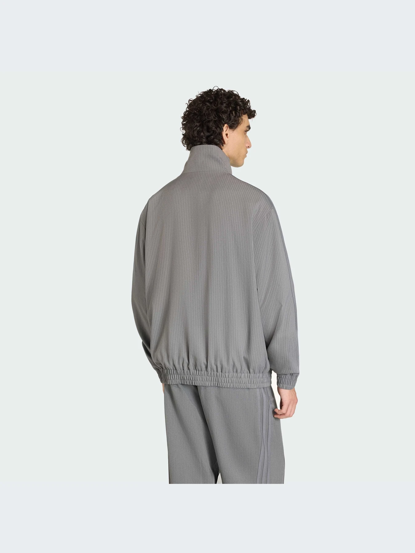Худи и свитшоты Adidas модель KD2256-KZ Худи и свитшоты Adidas модель KD2256-KZ Фото