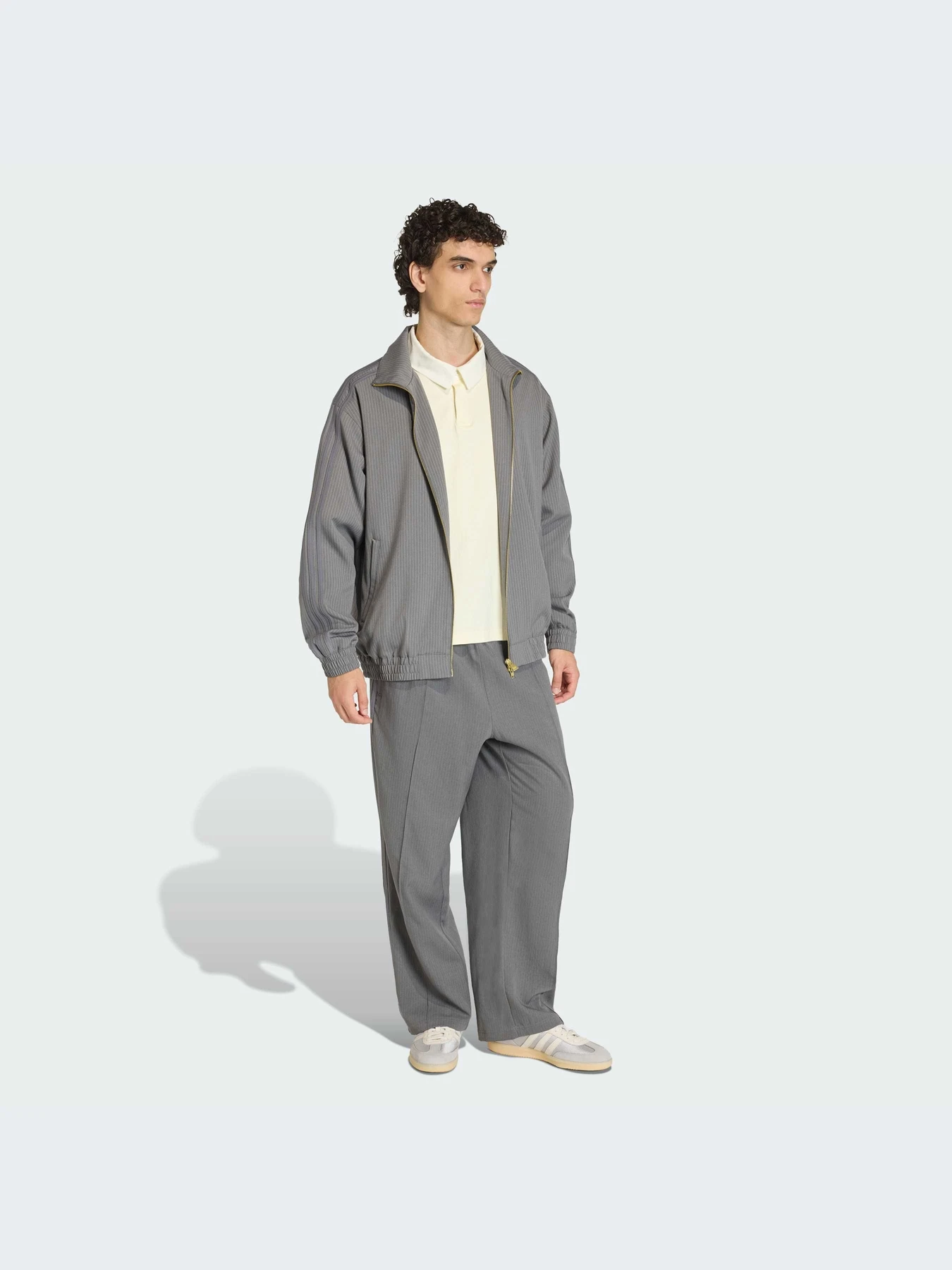 Худи и свитшоты Adidas модель KD2256-KZ Худи и свитшоты Adidas модель KD2256-KZ Фото