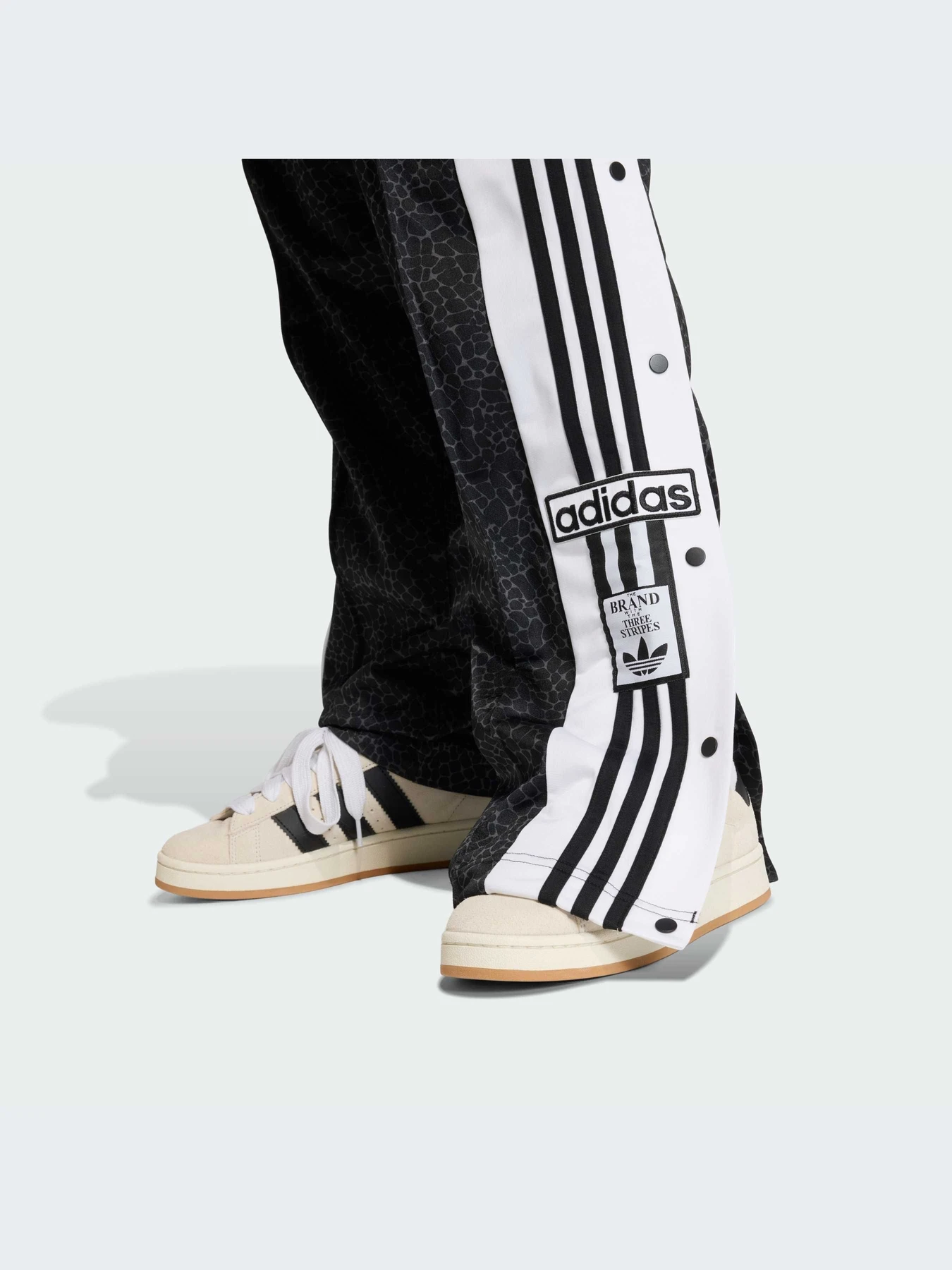 Брюки Adidas модель KD2830-KZ Брюки Adidas модель KD2830-KZ Фото