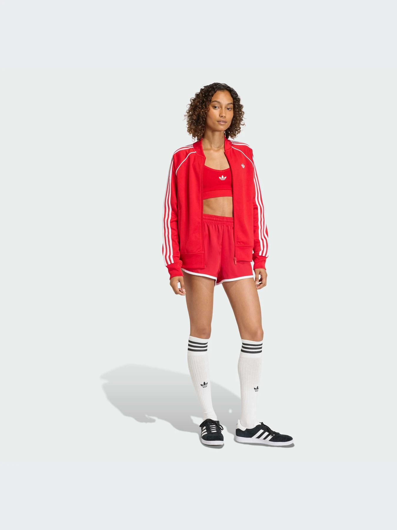 Худи и свитшоты Adidas Adicolor модель KD3782-KZ Худи и свитшоты Adidas Adicolor модель KD3782-KZ Фото