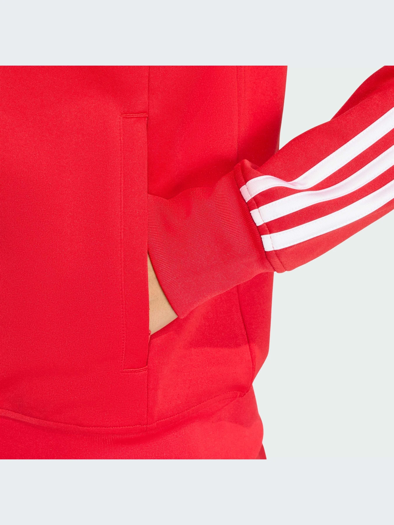 Худи и свитшоты Adidas Adicolor модель KD3782-KZ Худи и свитшоты Adidas Adicolor модель KD3782-KZ Фото